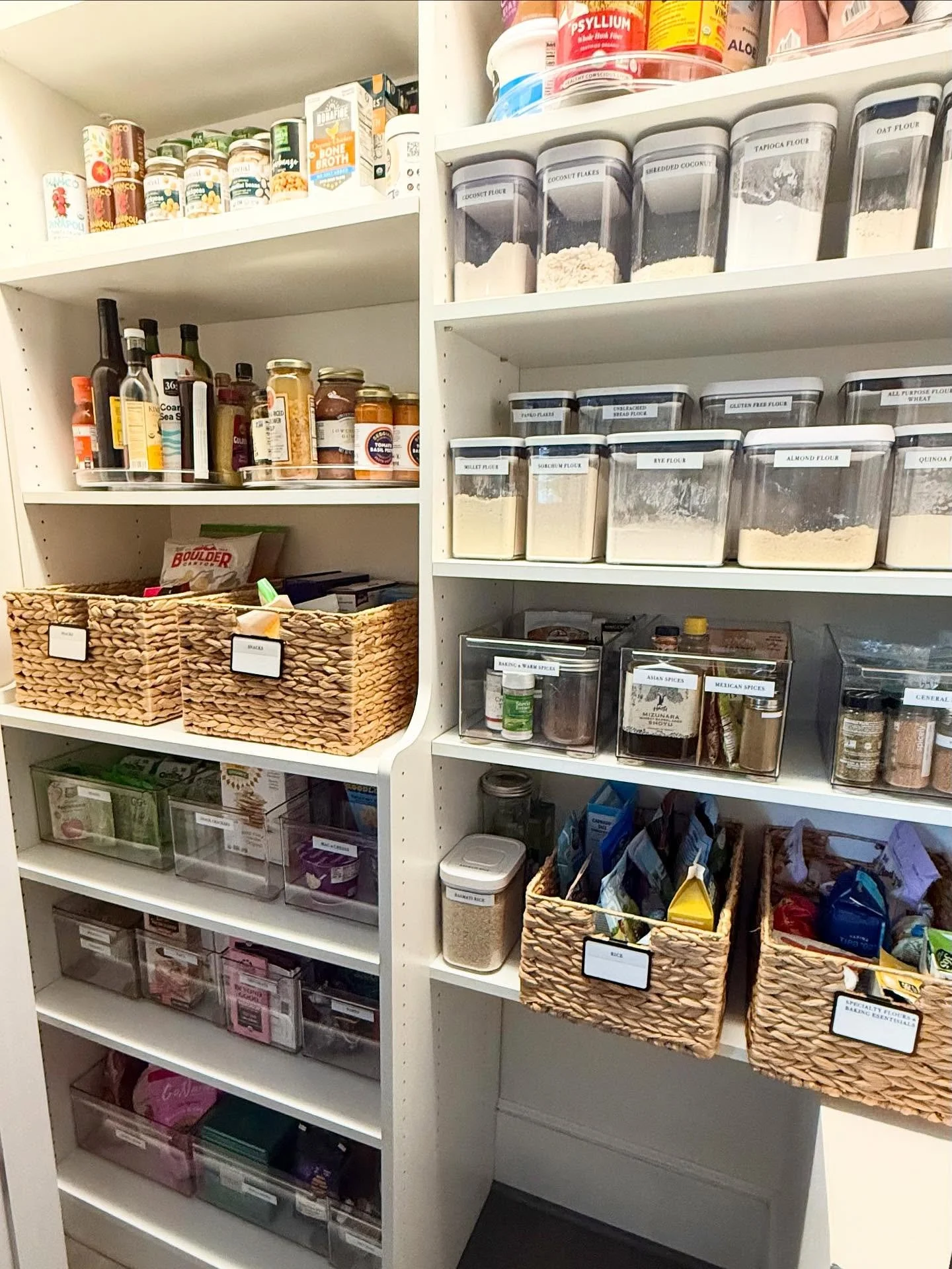 From chaos to calm ✨ Swipe to see this pantry transformation &rarr; 📸 
Everything now has a place, making it easier to find ingredients, reduce waste, and keep the kitchen or let&rsquo;s be real - family - running smoothly. 

An organized pantry isn