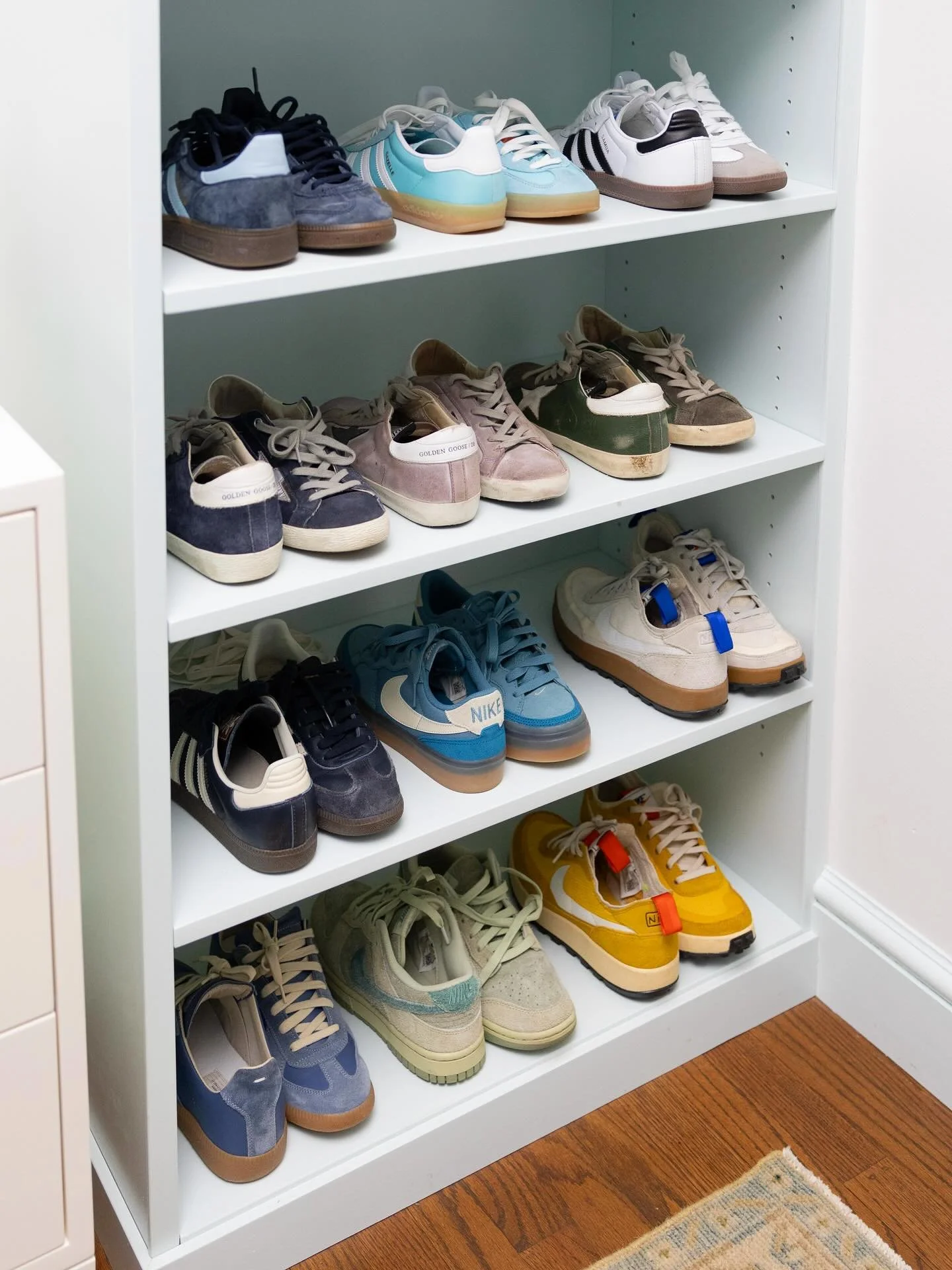 Stepping into the weekend like 👟✨

Always been more of a 👟 girl than a 👠 girl myself. What about you? 

 

#asheville #ashevillenc #avl #828isgreat #wnc #blueridgemountains  #downtownasheville #ashevillelocal #ashevillelife #ashevillelove #ashevil