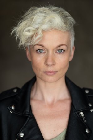 Carolyn Bracken — Susannah Norris Agency