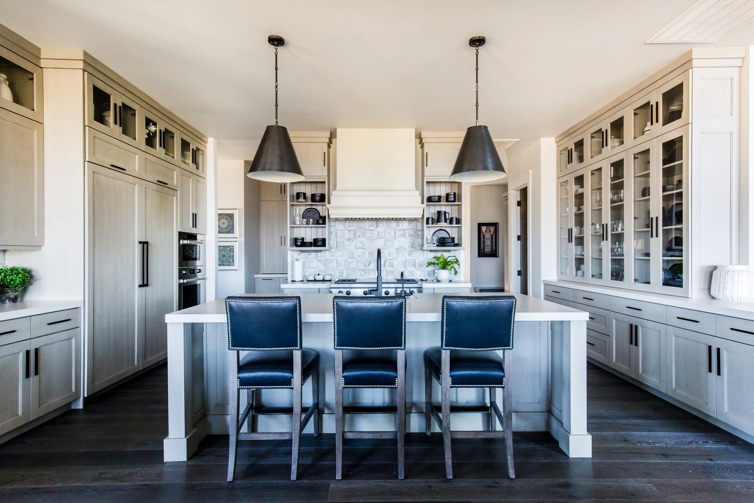 Blanc Noir Interiors