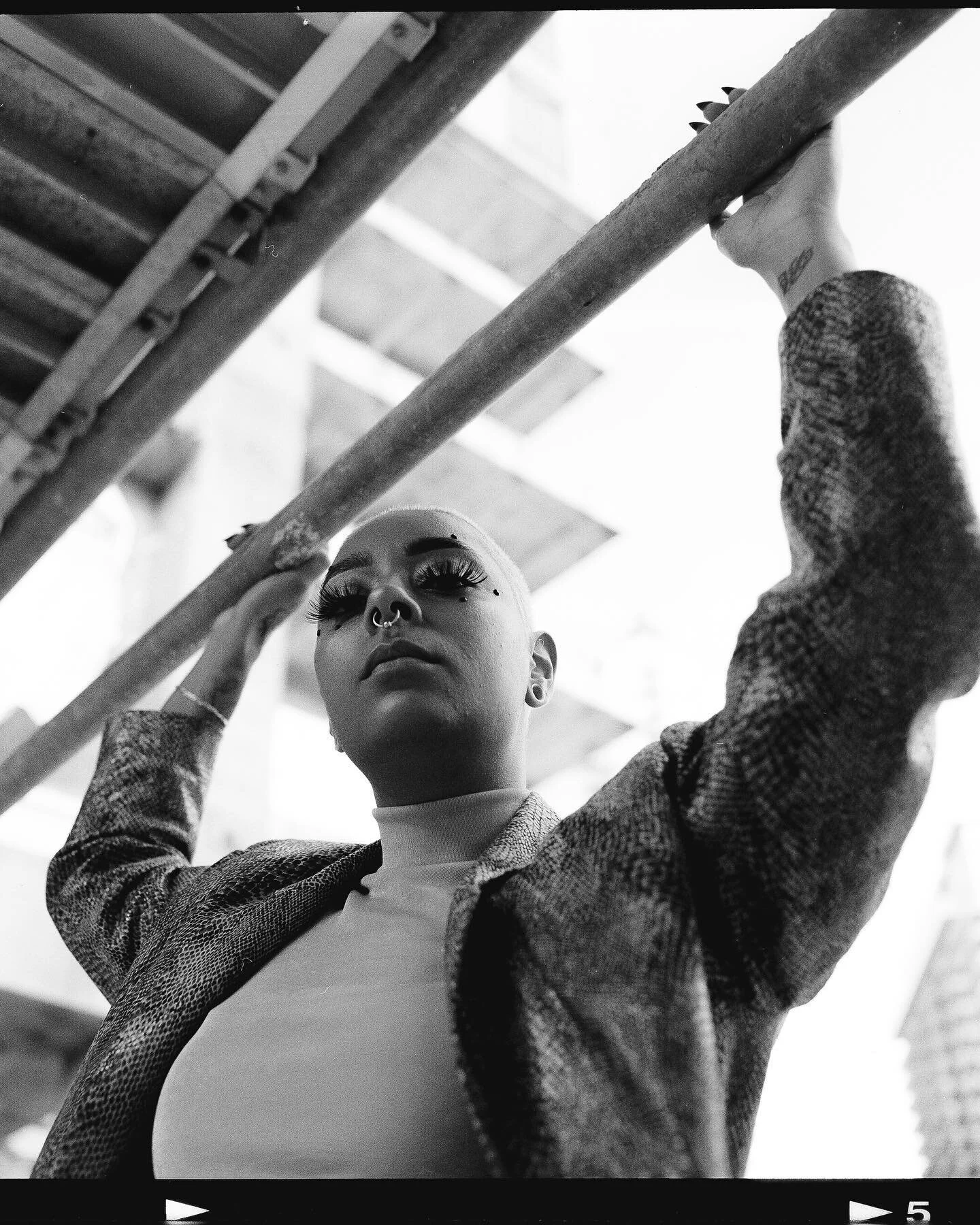 @jothejuicegod 🖤 in midtown #120film