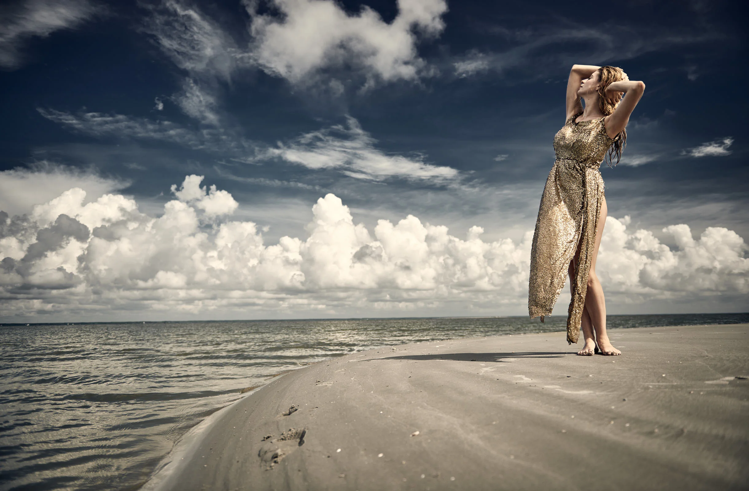 CastAway_680 2.jpg