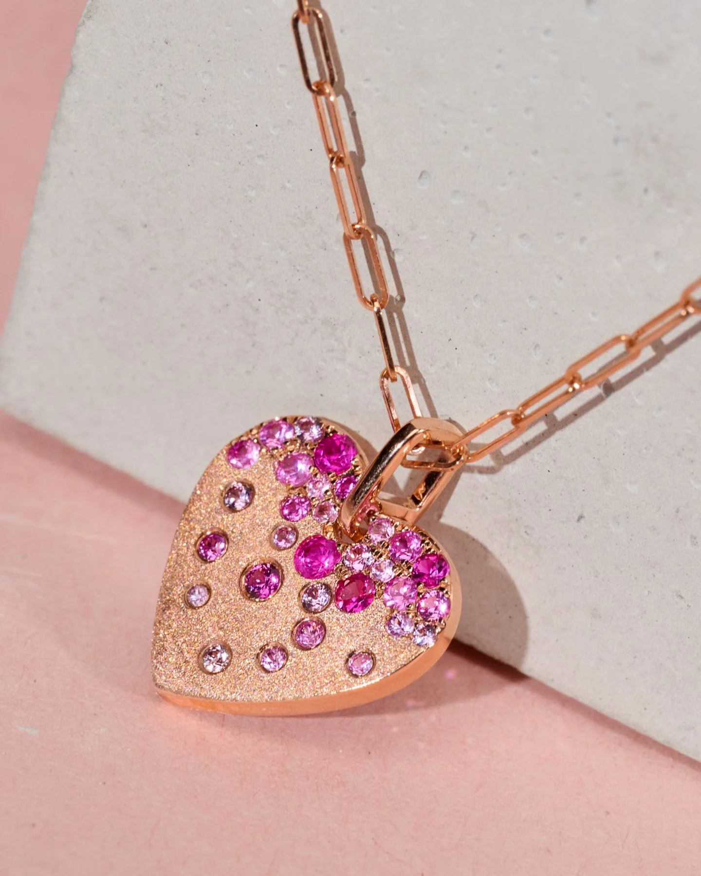 07_Pink-Sapphire-Diamond-Dilamani-Heart-Pendant_106 1_web.jpg