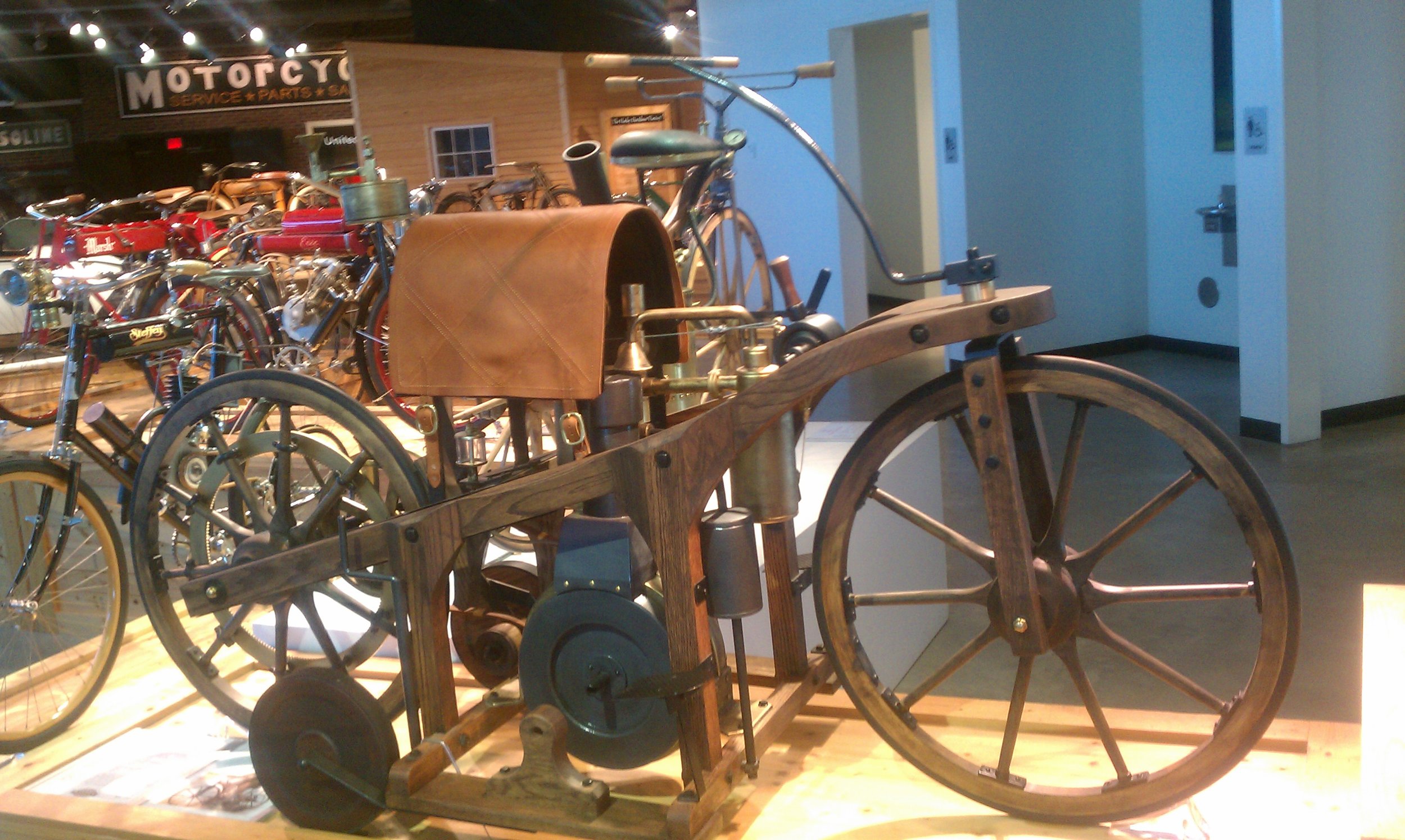 1885 DAIMLER PETROLEUM REITWAGEN / THE FIRST MOTORCYCLE — The Bad Blonde | Car History