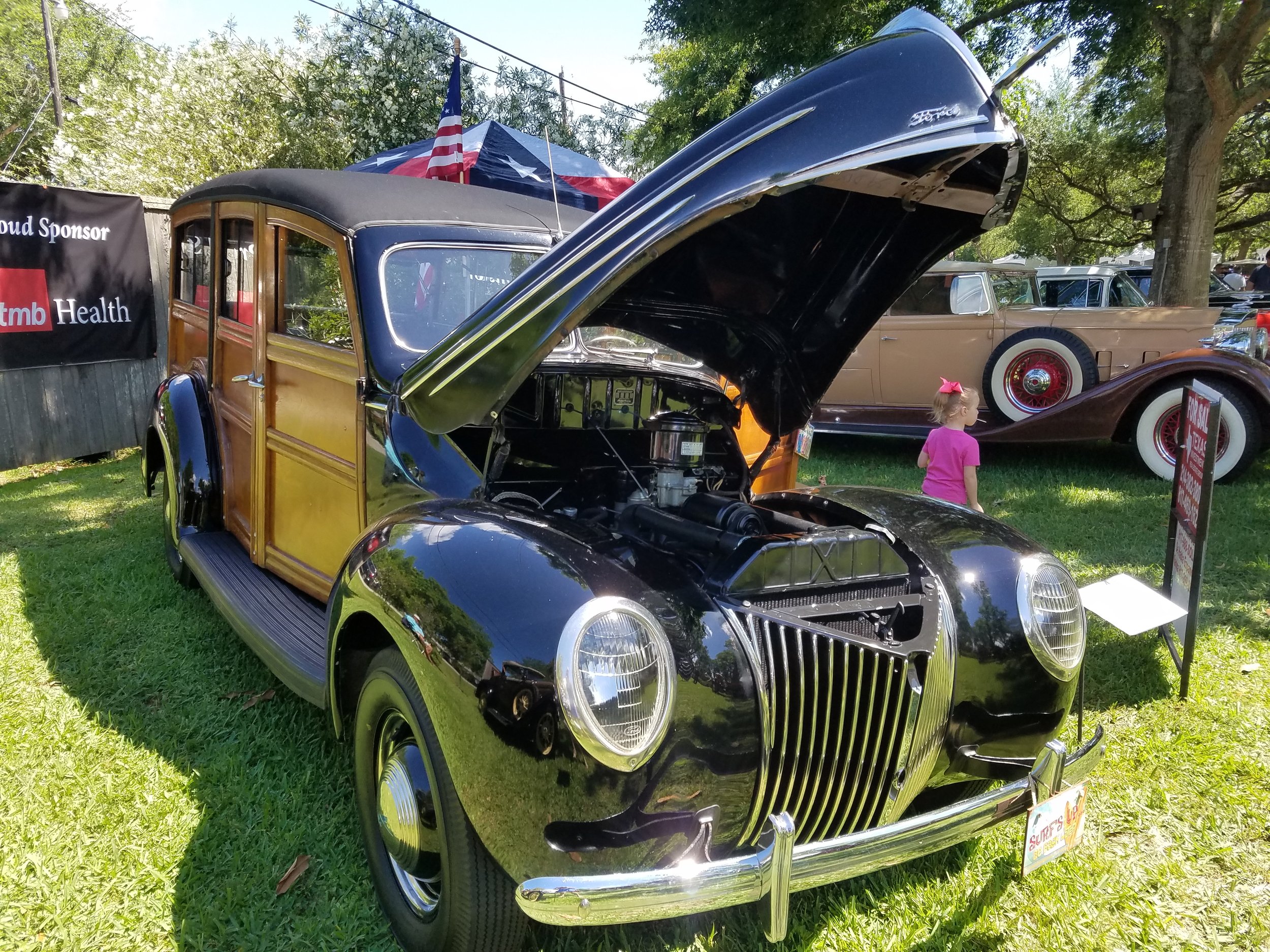 1939 Ford Woodie Deluxe 