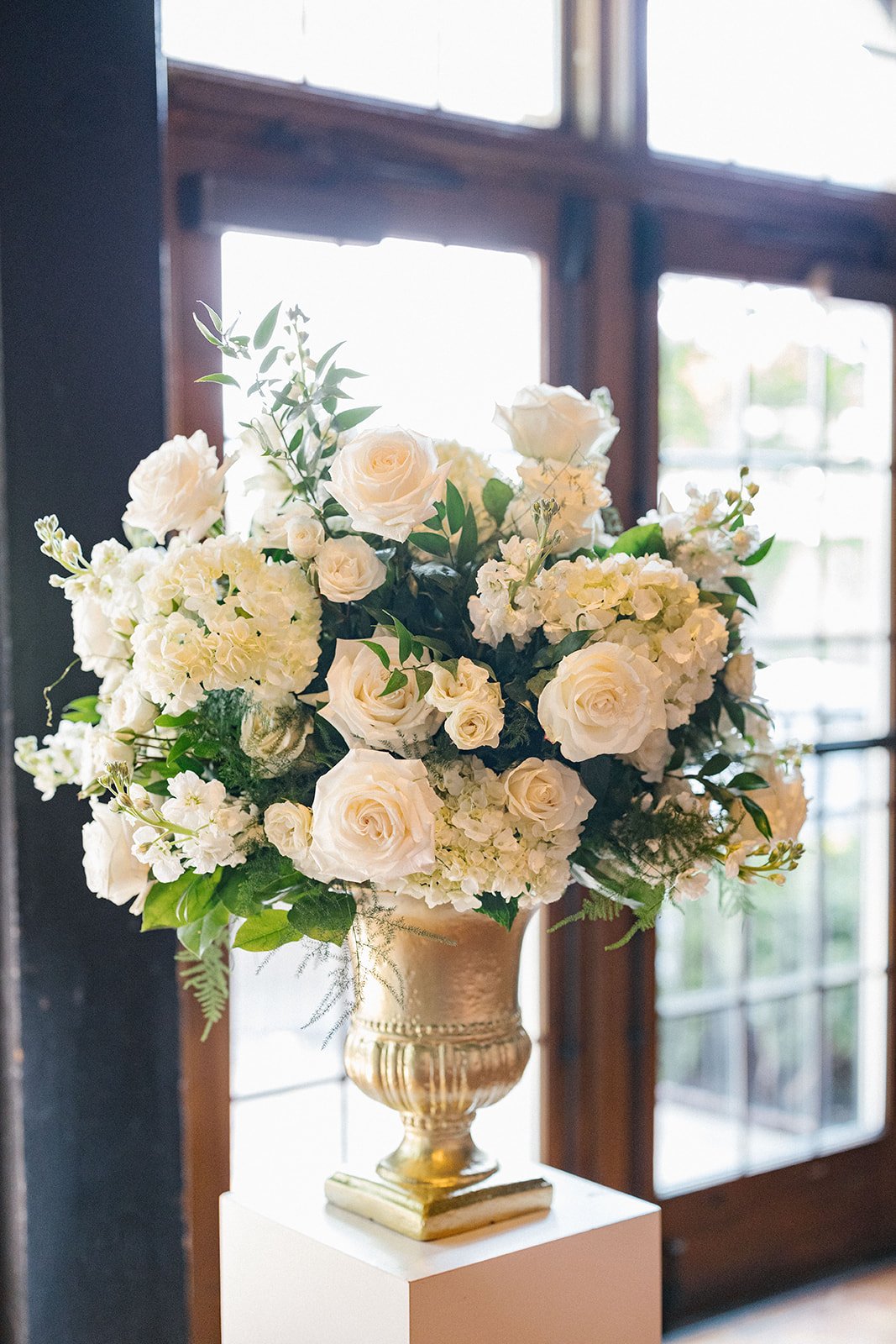 St.-Louis-Wedding-Florist-Belli-Fiori-Westwood-Country-Club-Summer-Wedding-22.jpg
