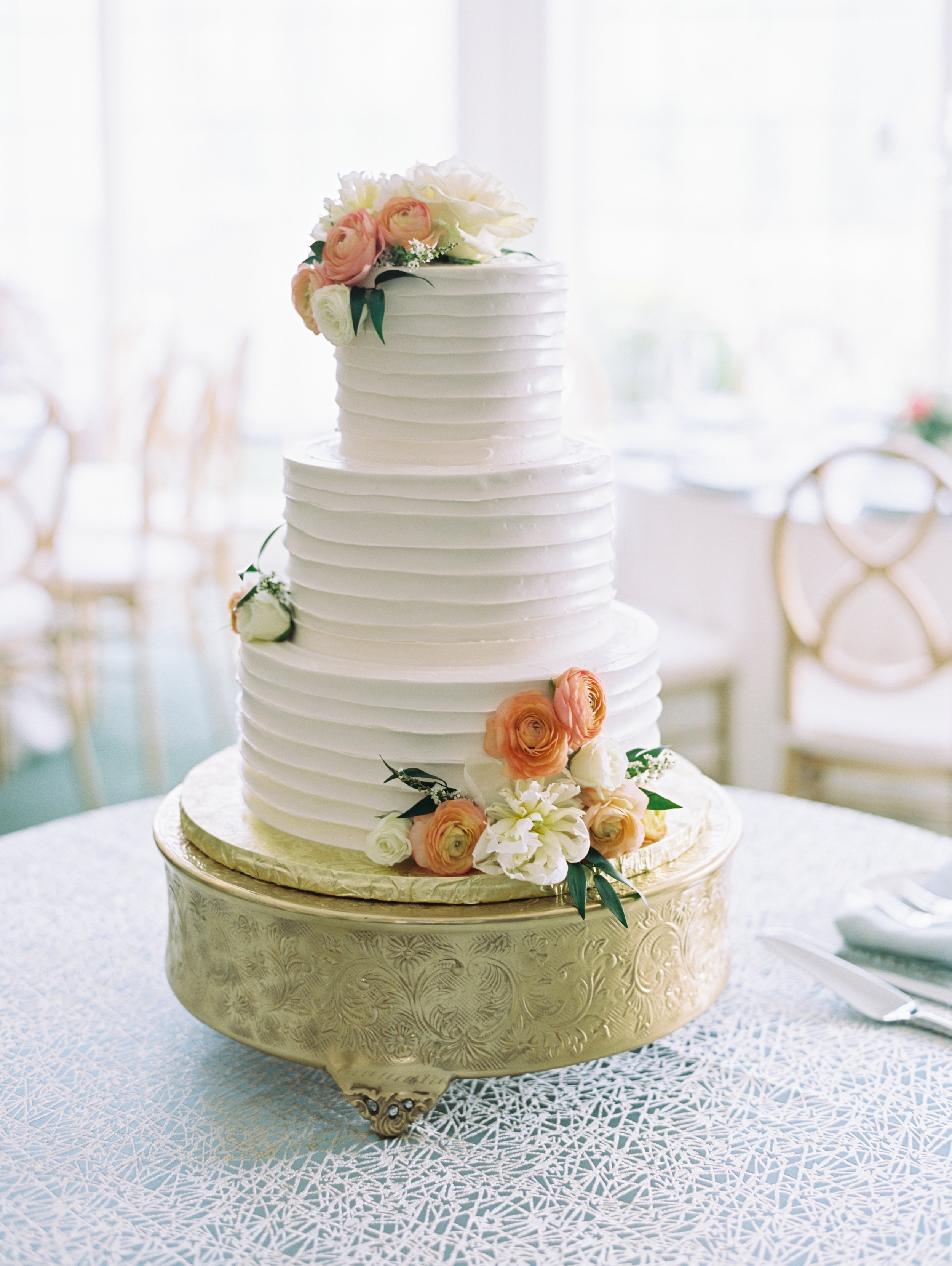 Belli-Fiori-Wedding-Cake-Flowers-9.jpg