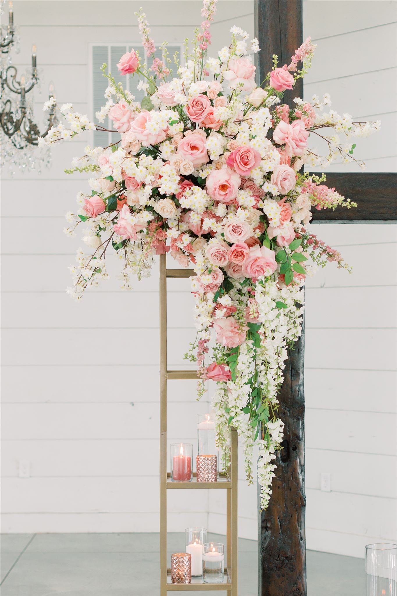 Belli-Fiori-St-Louis-Luxury-Wedding-Florist-Wedding-Ceremony-decor-rochelle-maples-photography-image_109A9354_websize.jpg