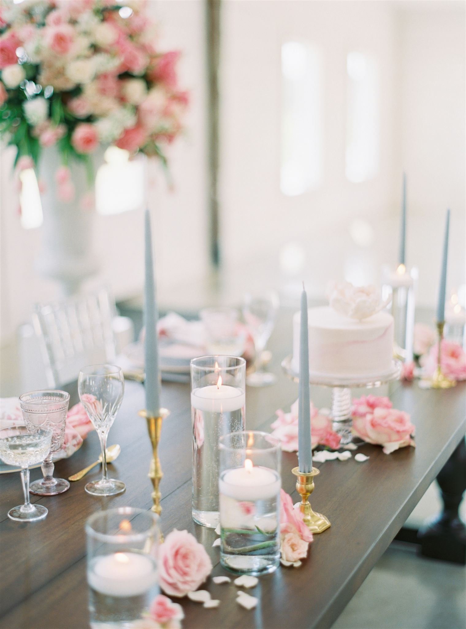 belli-fiori-st-louis-luxury-wedding-florist-head-table-wedding-rochelle-maples-photography-image_11855_10.jpg