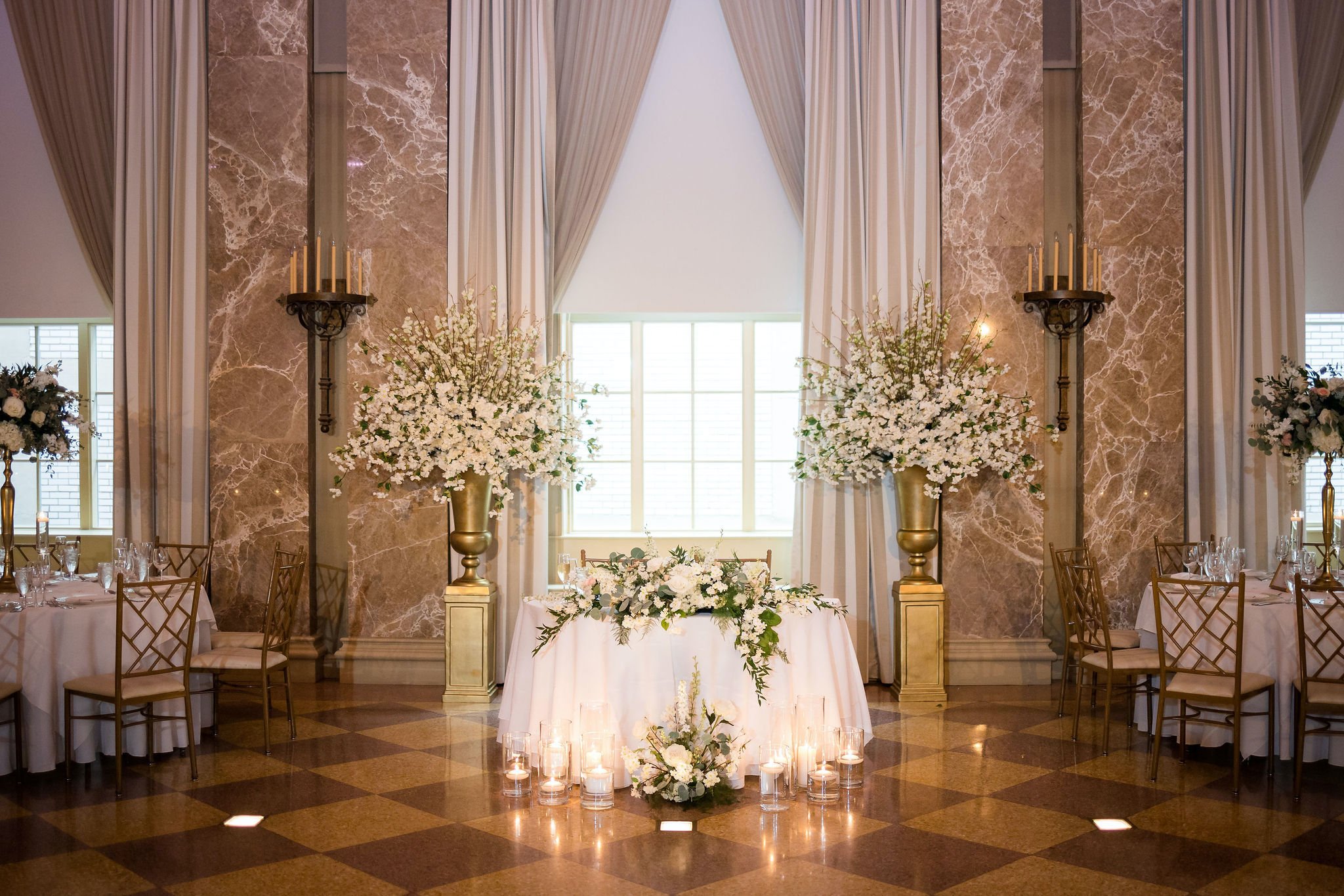 Belli-Fiori-Wedding-Florist-St-Louis-The-Coronado-Ray-Prop-Photography-448.jpg