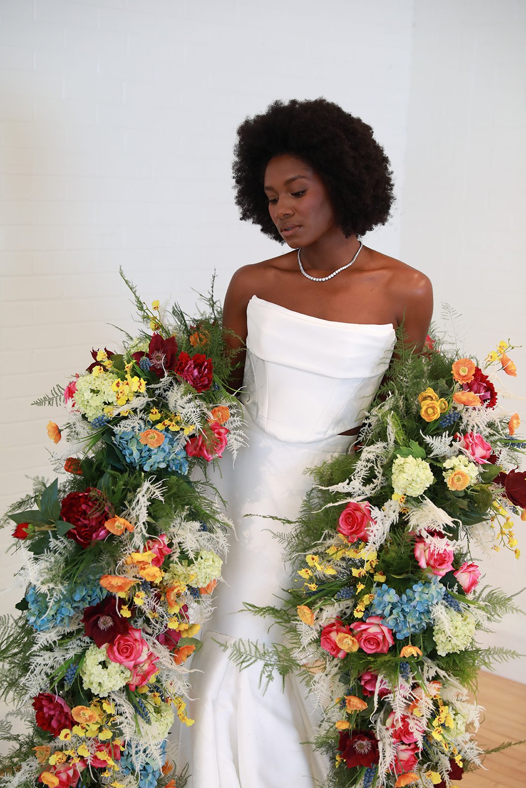 Belli-Fiori-St-Louis-Wedding-Florist-contemporary-Wedding- Ideas-1268 STL Bride Magazine Rae Marcel Cover Shoot .jpg