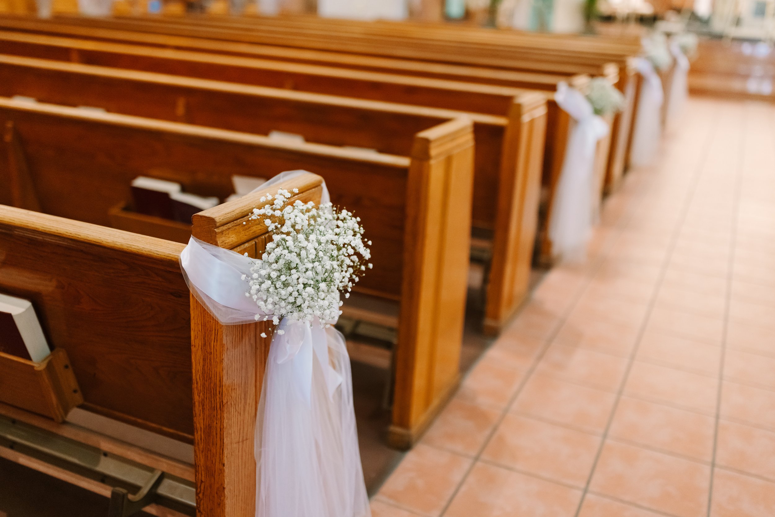 Lainie Arnold Photography - Saint Louis Wedding Aisle Decor