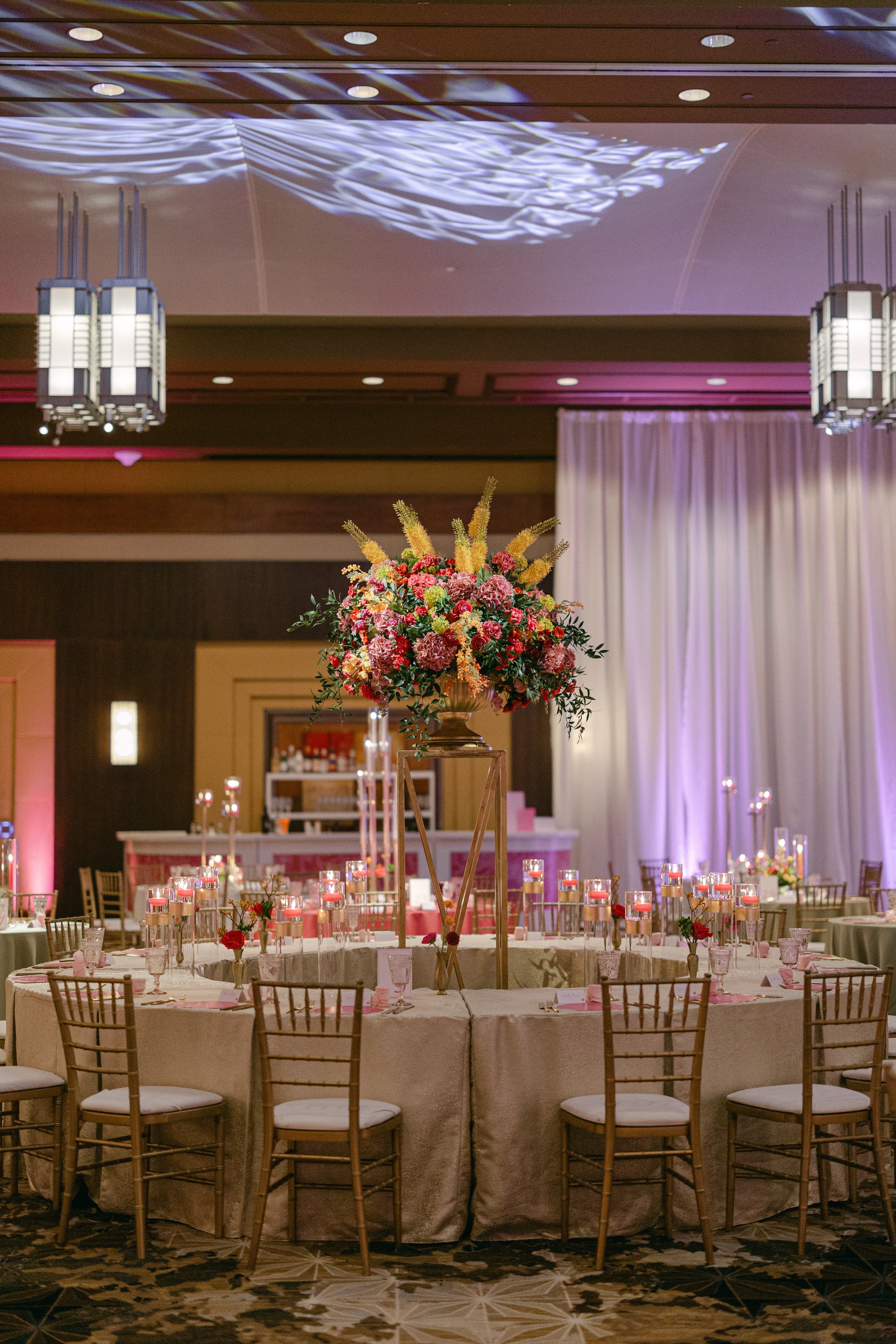 The Youngs Photography - Centerpiece