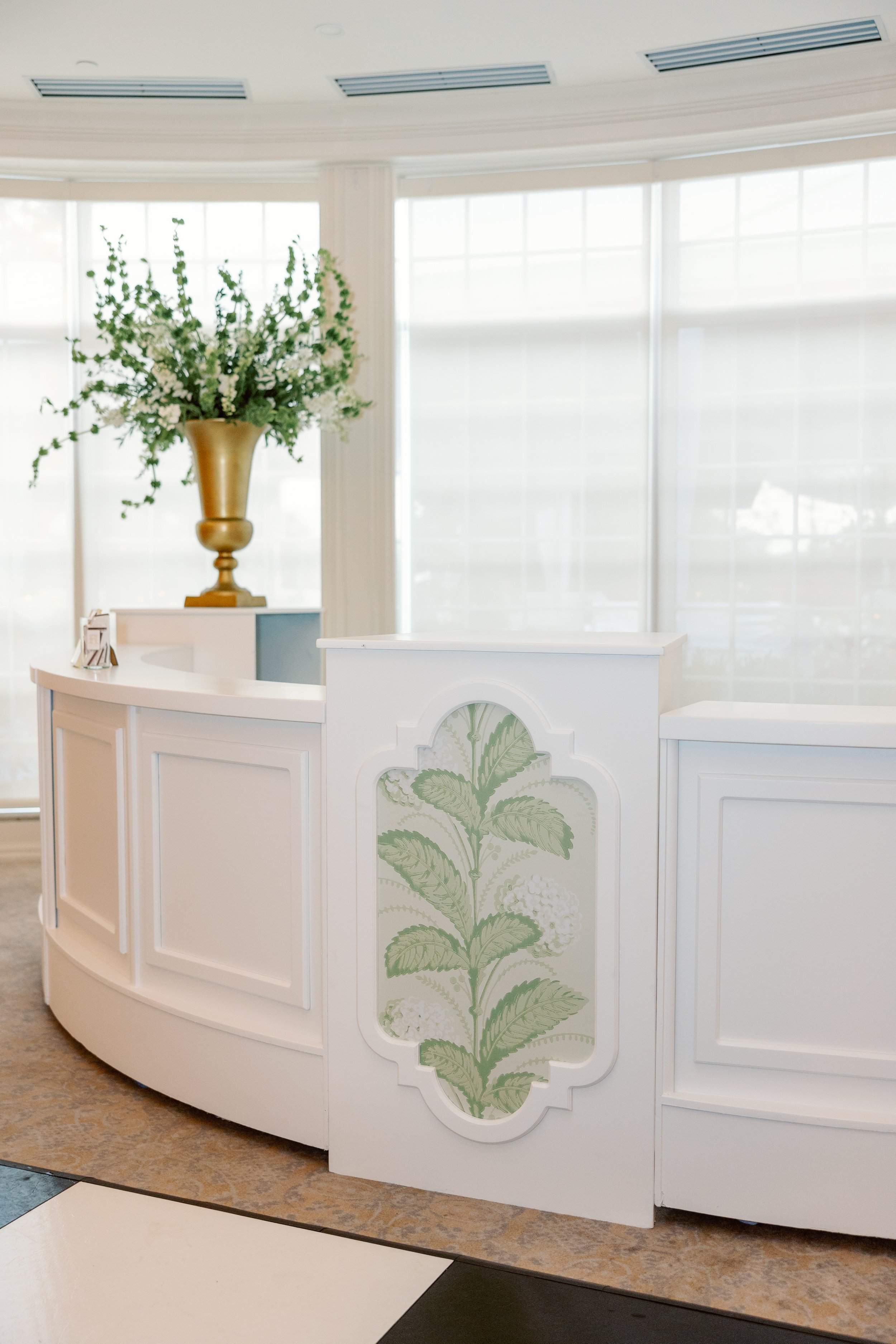 Chosen Photography Bar Centerpiece