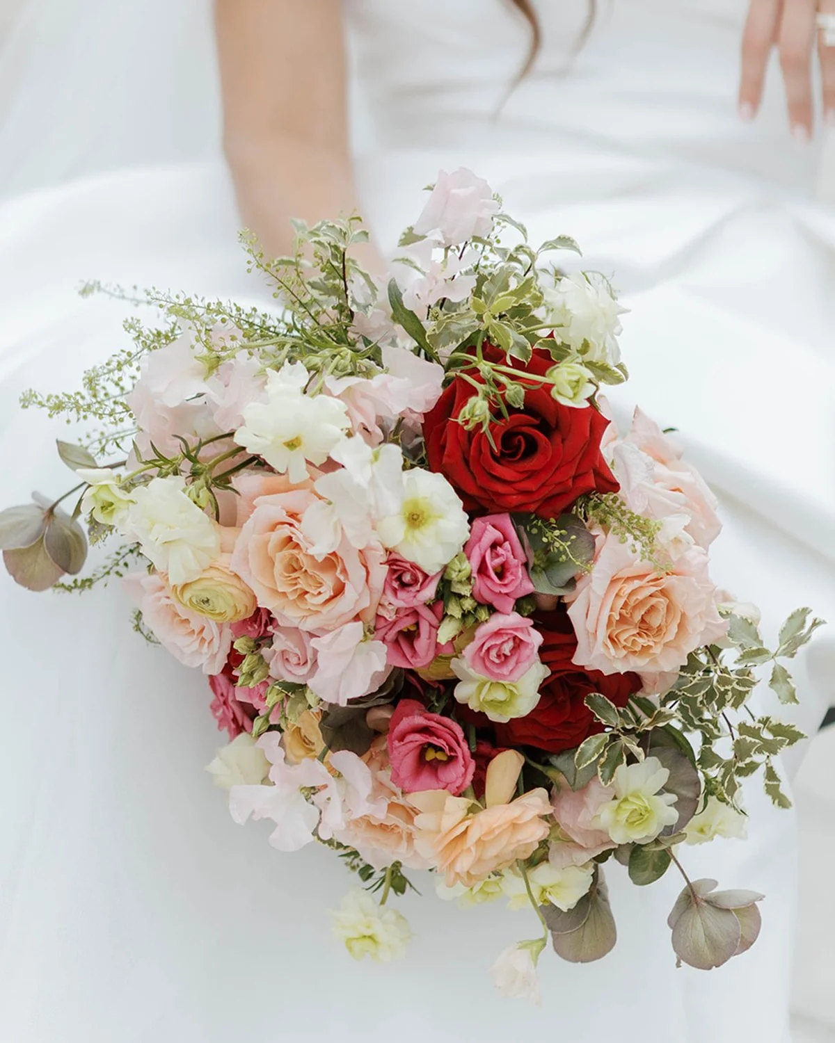 It's hard to resist a bouquets full of color, texture, and all the joys of the season. 

Design &amp; Planning: @sarareddickevents
Photo: @tammicamp
Reception Venue &amp; Catering: @slam.events

#stlartmuseum #stlweddingflorist #stlouisflorist #stlou