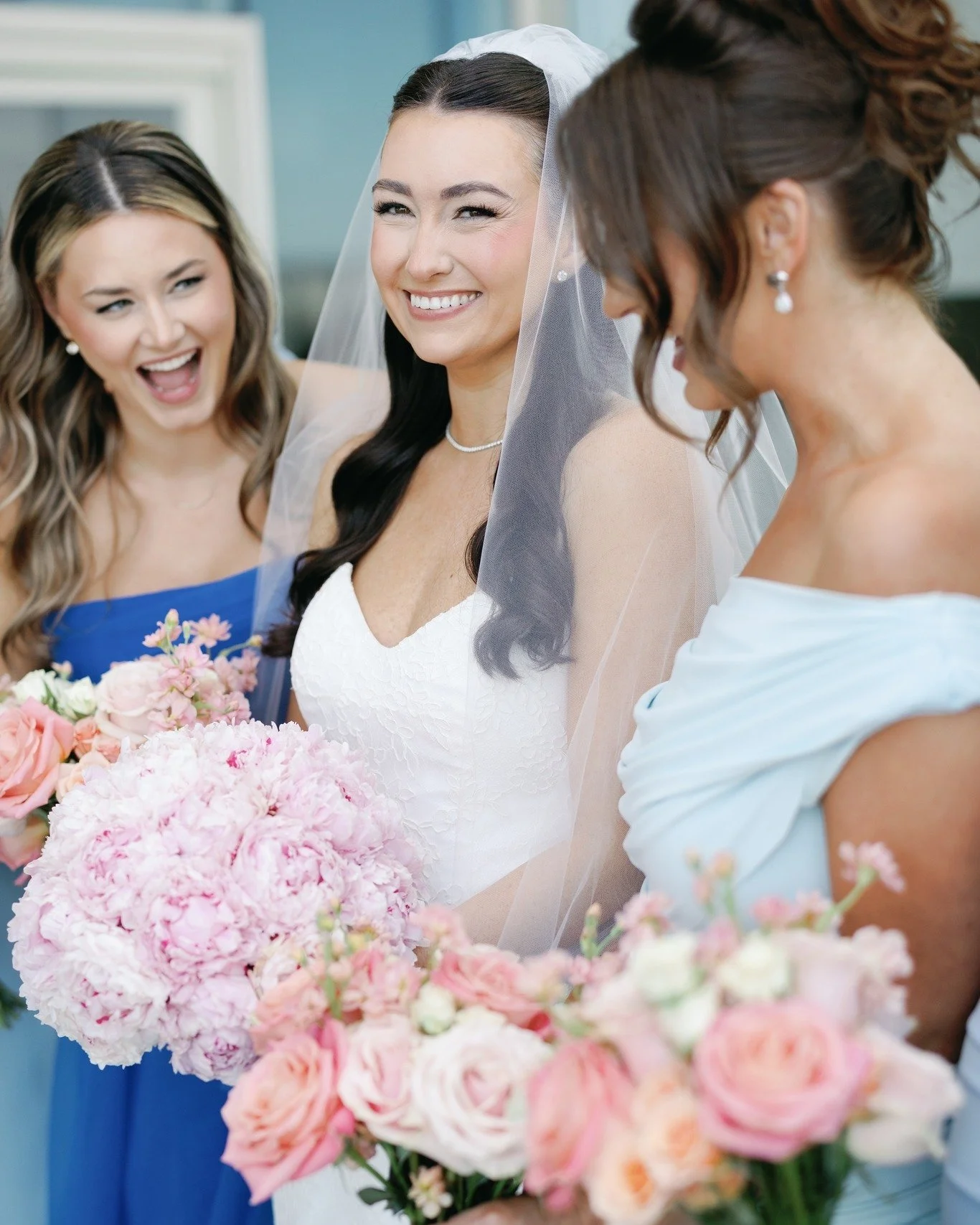 There&rsquo;s something extra special about having all your favorite people by your side.💕

Lush garden-inspired bouquets, pretty shades of pink, and plenty of smiles&mdash;the kind of moments that make a wedding day feel even more beautiful.

Becau
