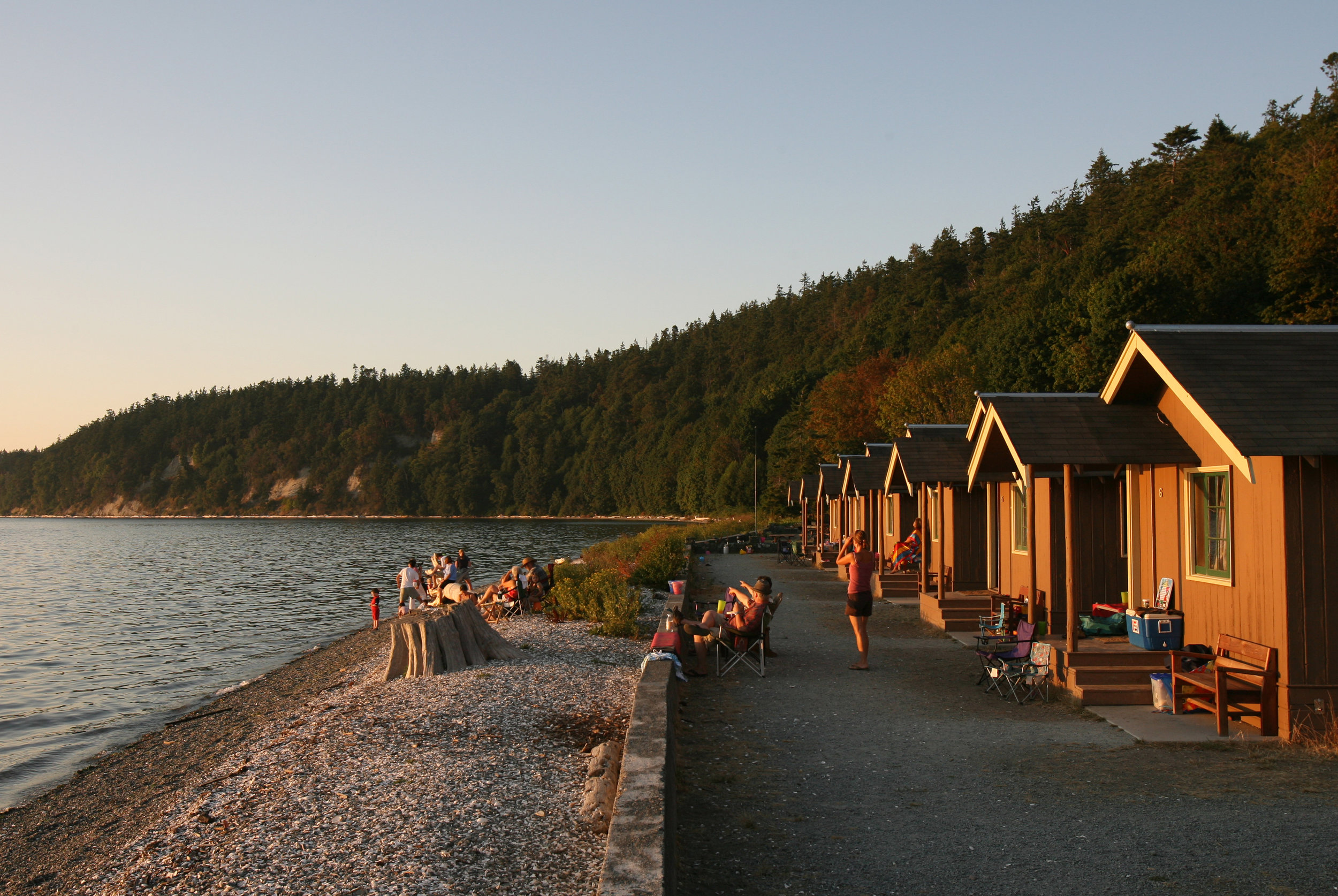 官方指定2023大发棋牌彩票大厅登录入口(2023趋势信息) State Park cabins along the waterfront