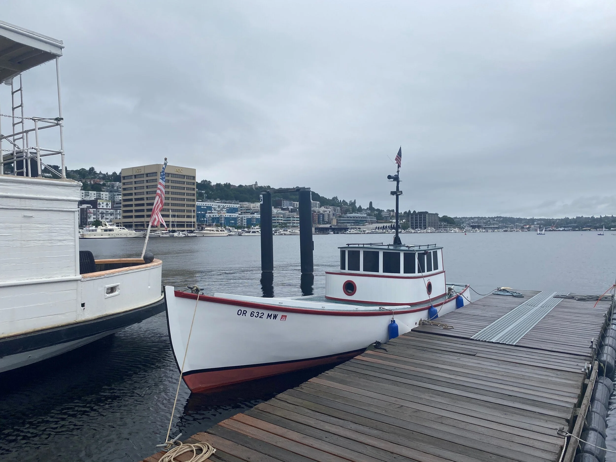 Columbia River Bowpicker "MS Wolf" — The Center for Wooden Boats