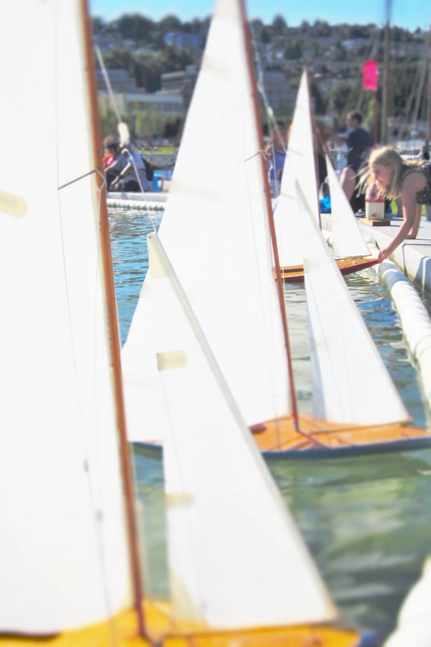 Pond Boat Rentals — The Center for Wooden Boats