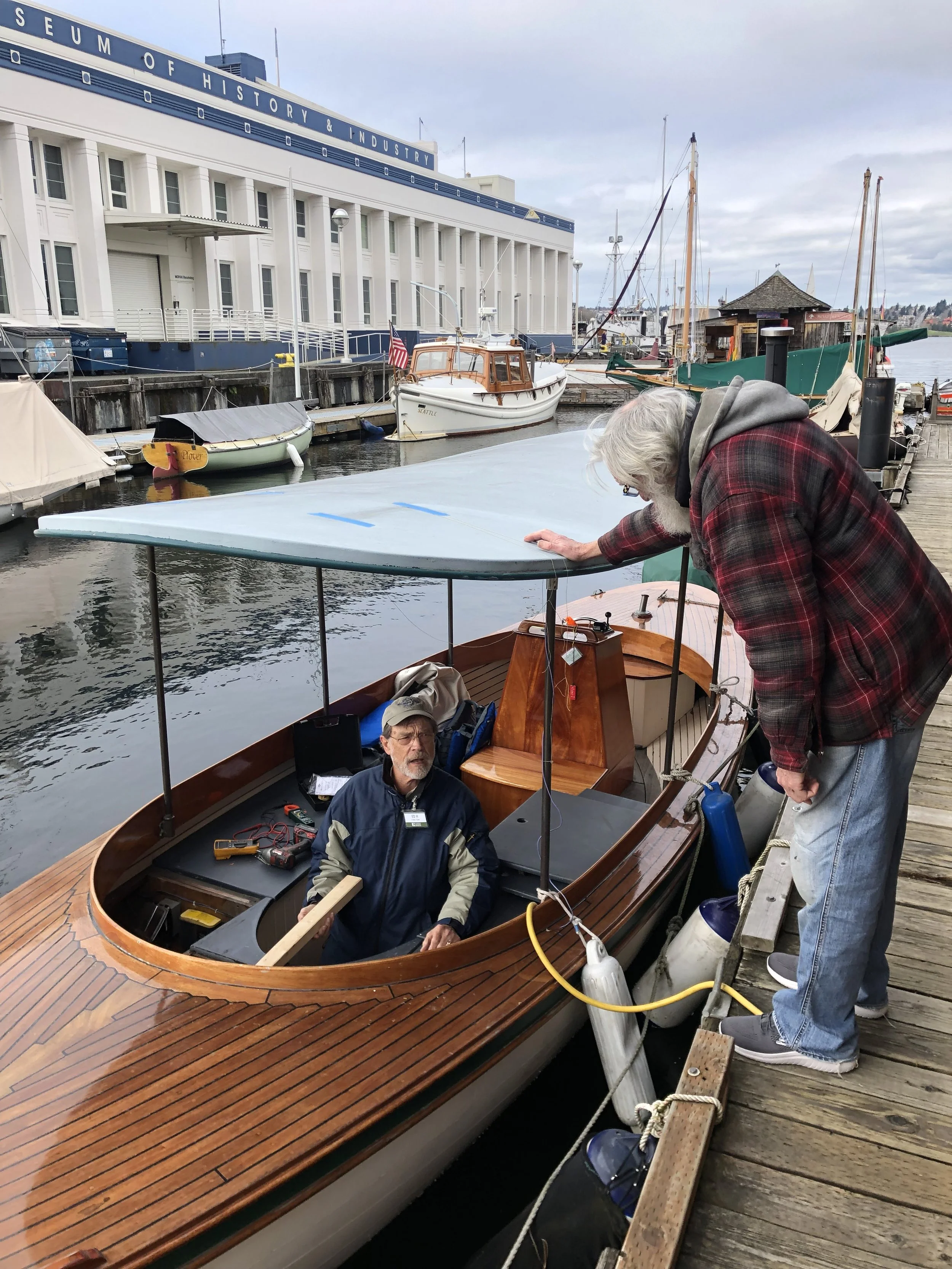 Volunteer — The Center for Wooden Boats