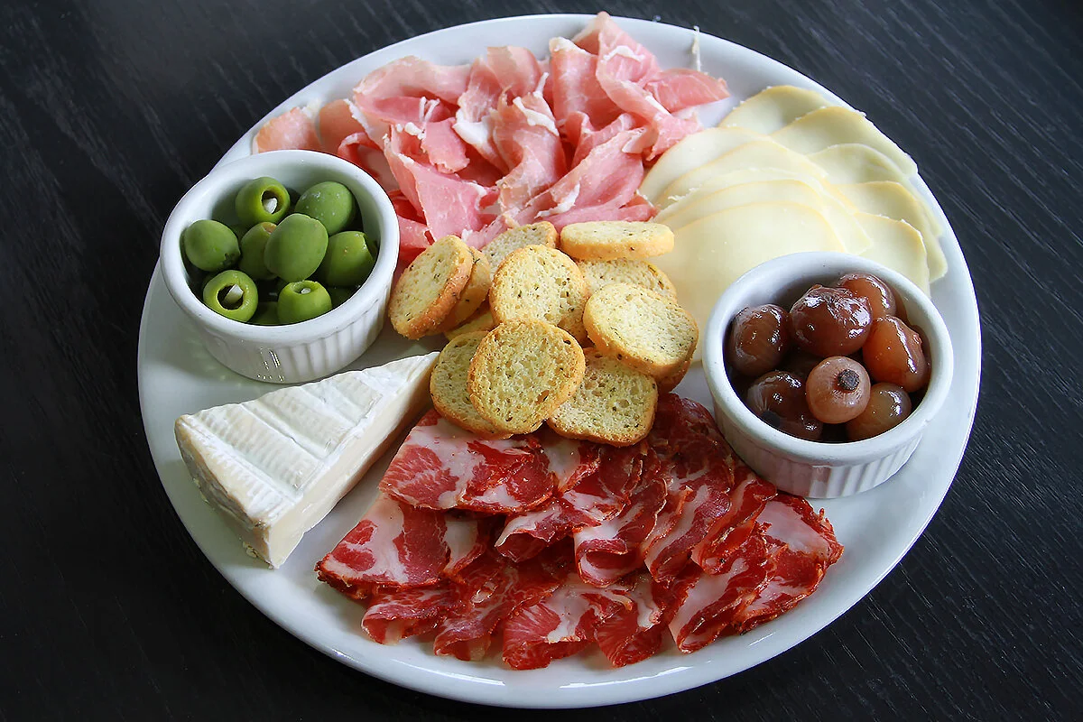 Charcuterie_2.jpg