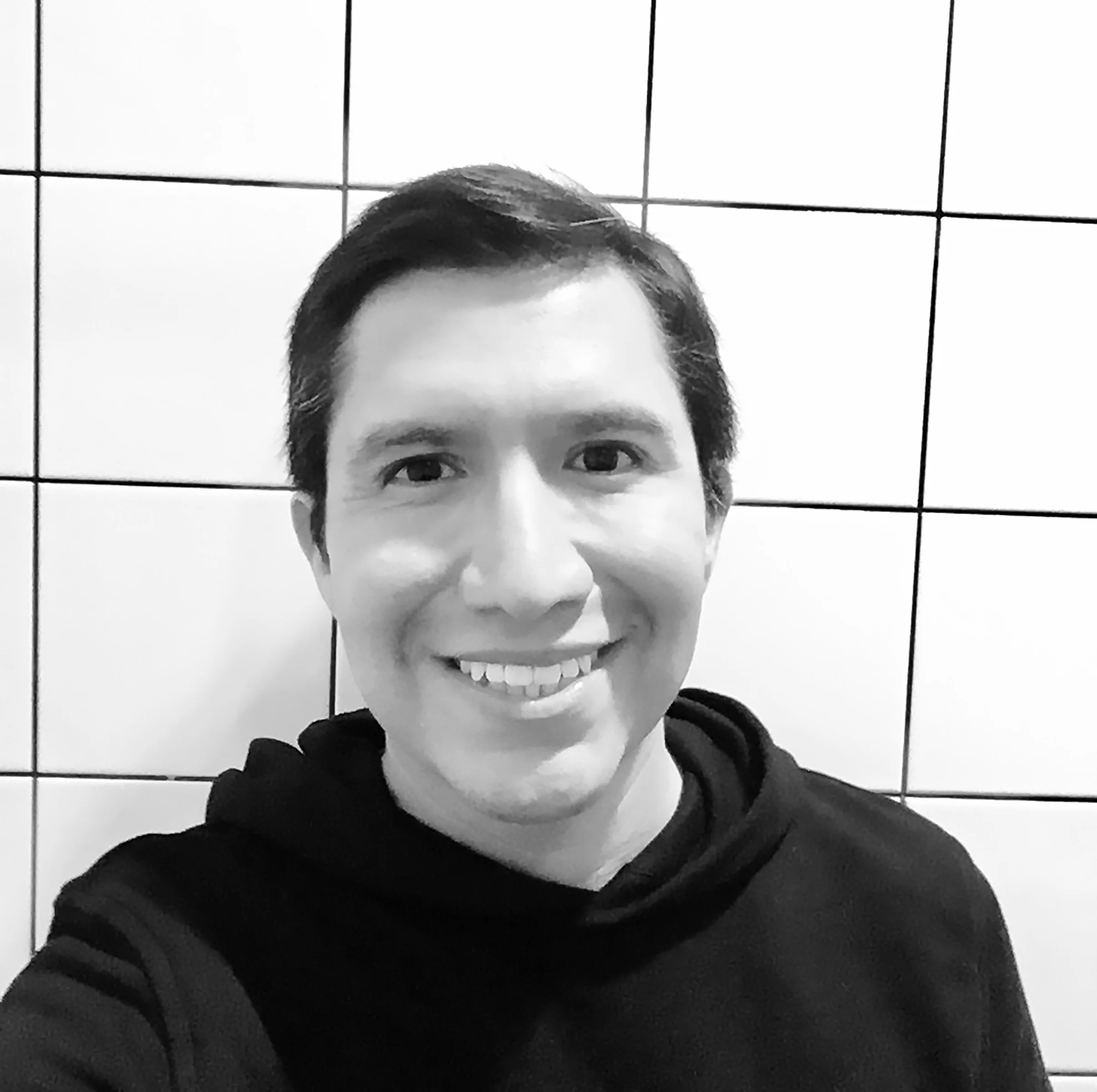 MICHAEL NAMINGHA.jpg
