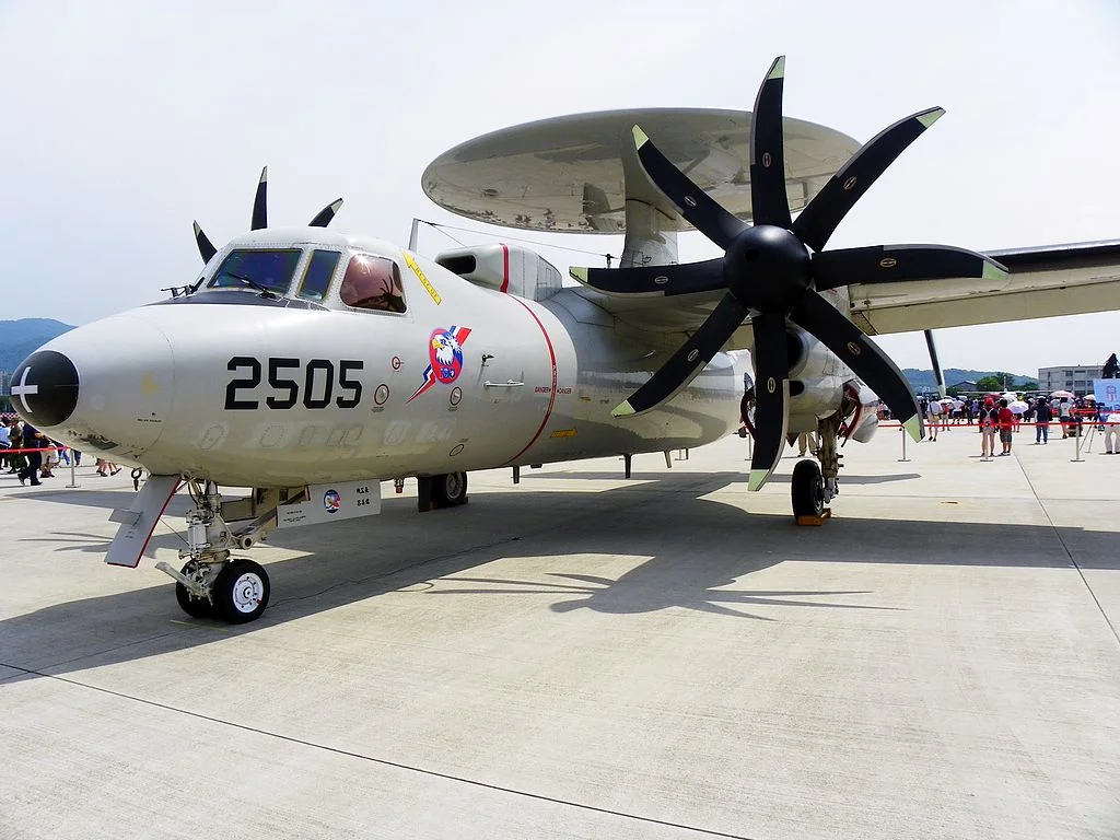 1024px-E-2K_in_Songshan_Air_Force_Base_20110813.jpg