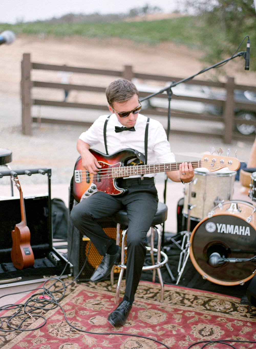 Amador_County_Wedding_Band_Guitarist_Outdoor_Summer_Evening_Rancho_Victoria_Vineyard_Northern_California.jpg