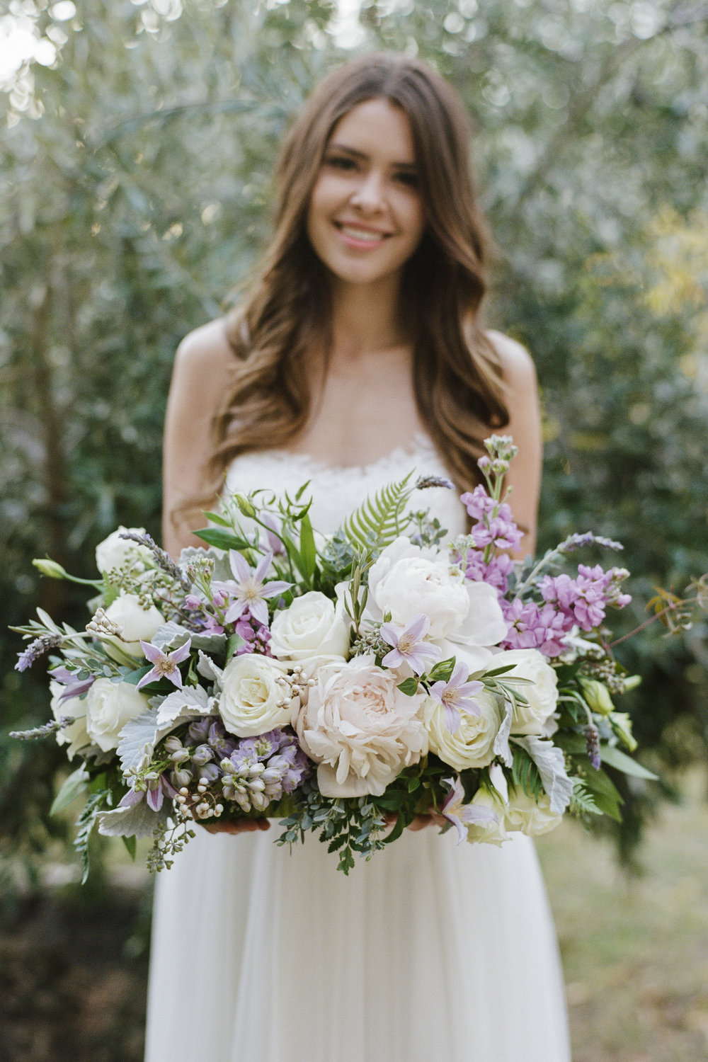 Violette-fleurs-roseville-sacramento-california-Flower-farm-inn-wedding-florist-spring-tablescape-blush-perples-lavender-ivory-bride.jpg