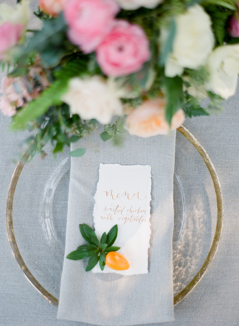 guest_table_plate_setting_romantic_centerpiece_Wine_and_Roses_Lodi.jpg