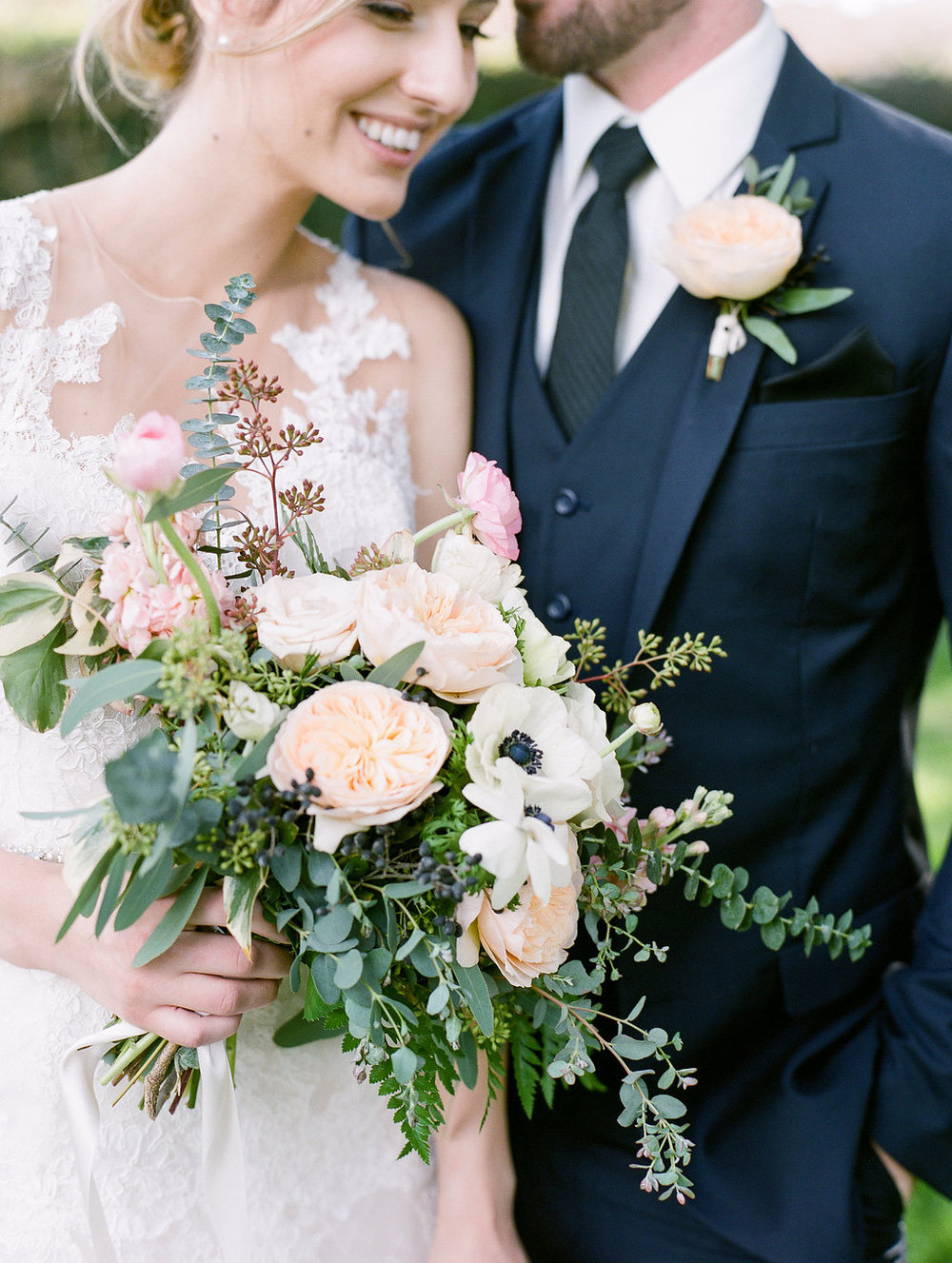 romantic_elegent_bridal_bouquet_grooms_boutonniere_Wine_and_Roses_Lodi.jpg
