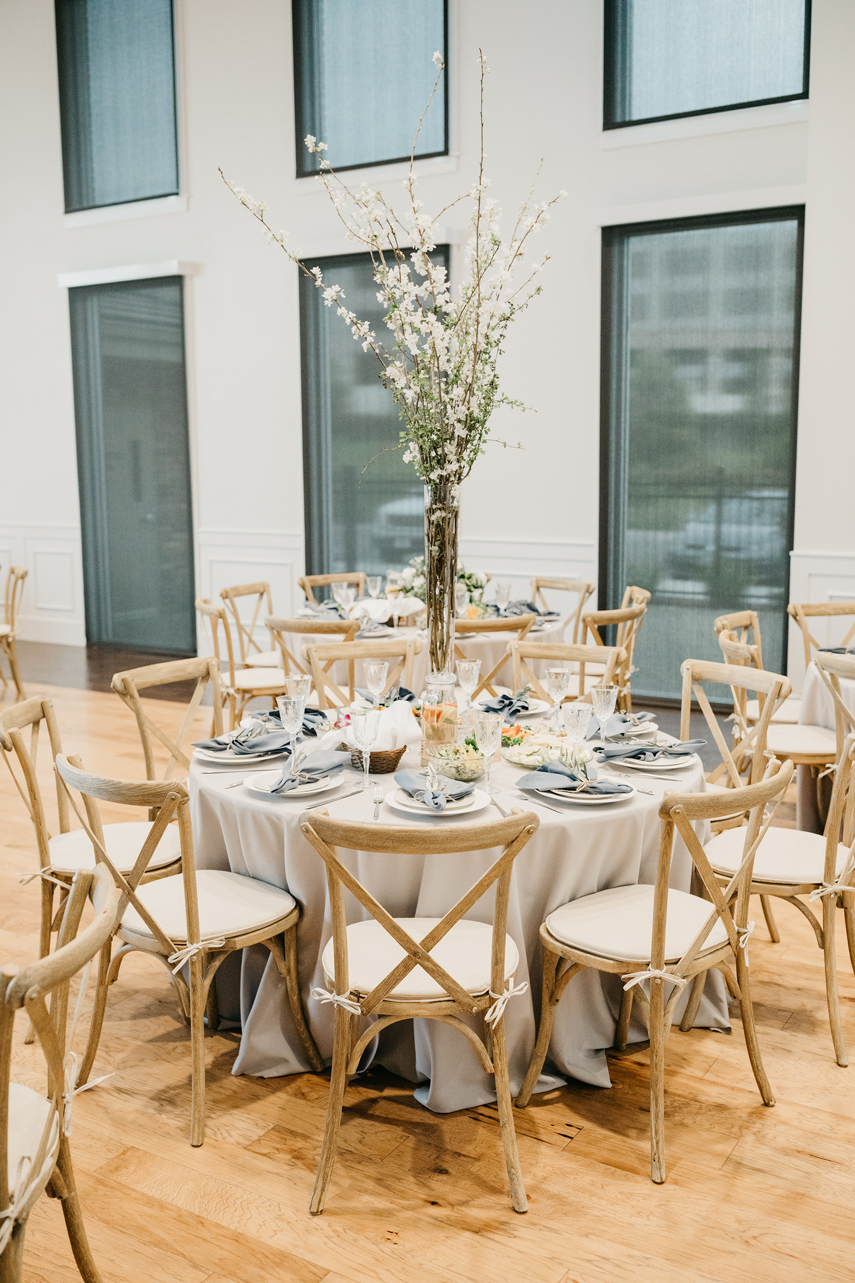 Violette-fleurs-event-design-roseville-Nelli-noel-photography-the-falls-event-center-Curated-Beautiful-Destination-Decor-branches-reception-centerpieces.jpg