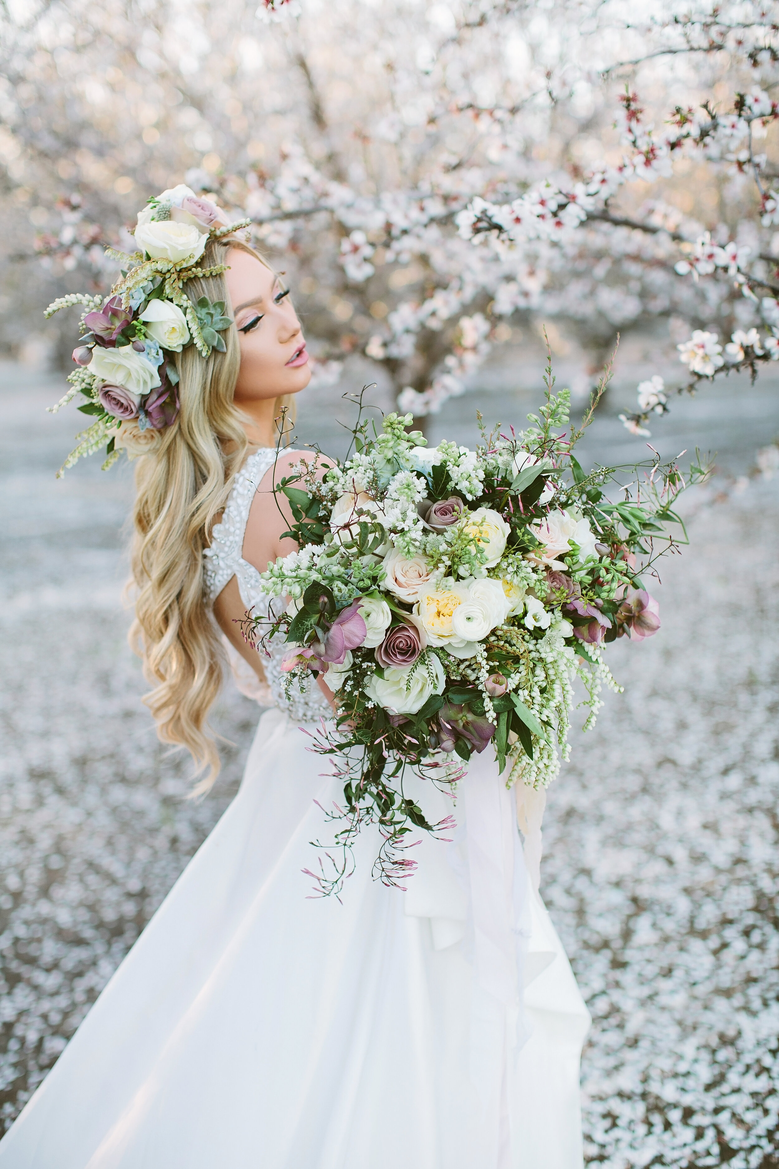 Violette-fleurs-event-design-florist-roseville-anna-perevertaylo-photography-planner-blooming-tree-bride-bouquet.jpg