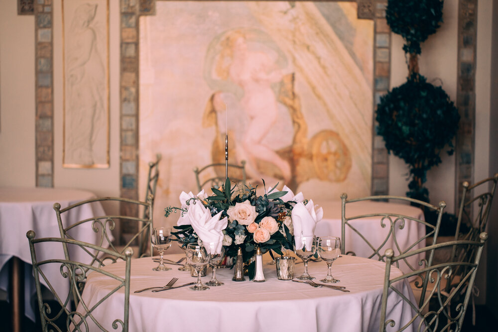 Violette-fleurs-event-design-roseville-love-and-theory-co-photography-sacramento-grand-island-mansion-centerpieces-blush-blue-reception.JPG