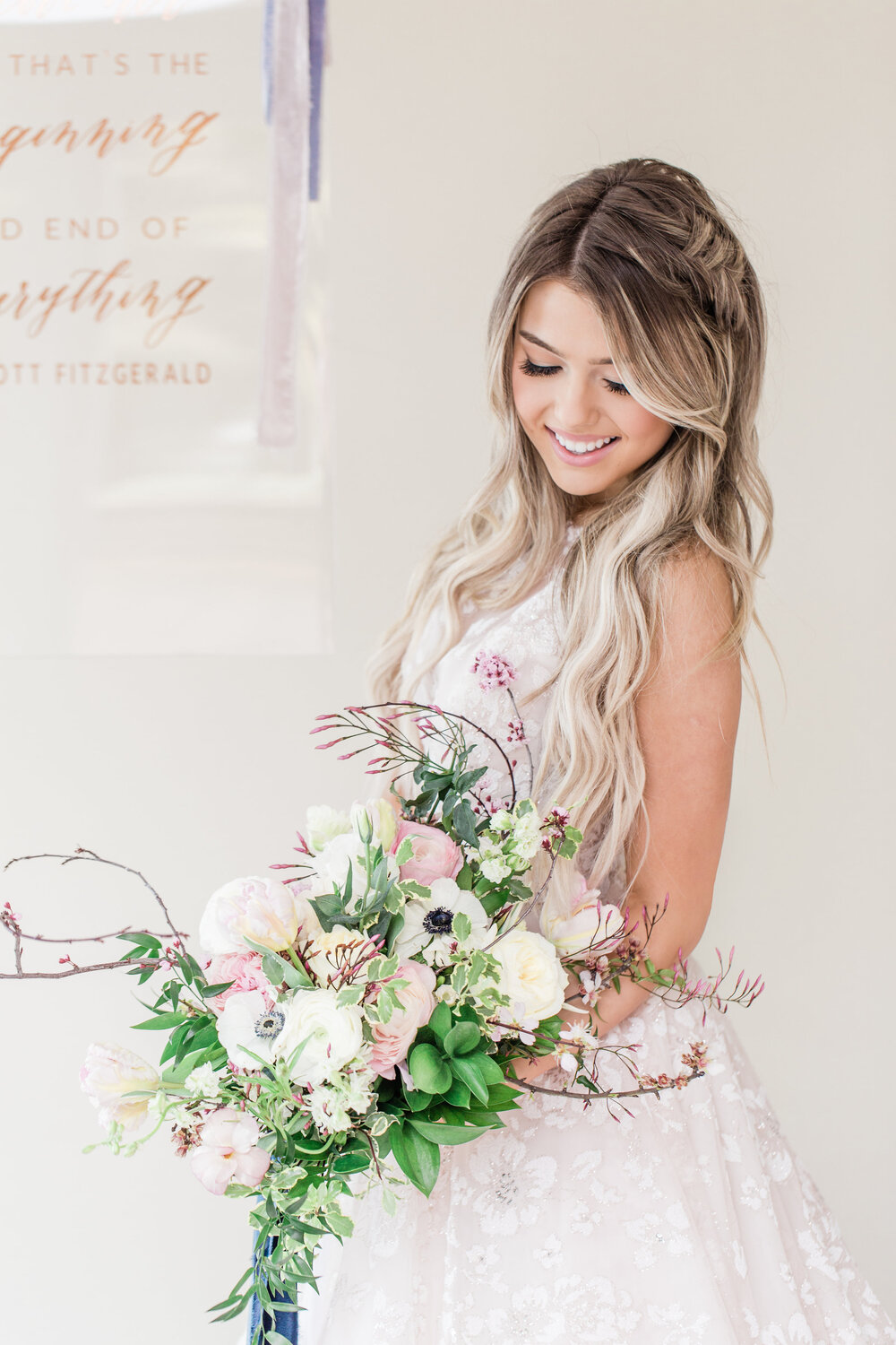Violette-fleurs-event-design-florist-roseville-ashley-baumgartner-photography-planner-Beautiful-bridal-dress-bouquet.jpg