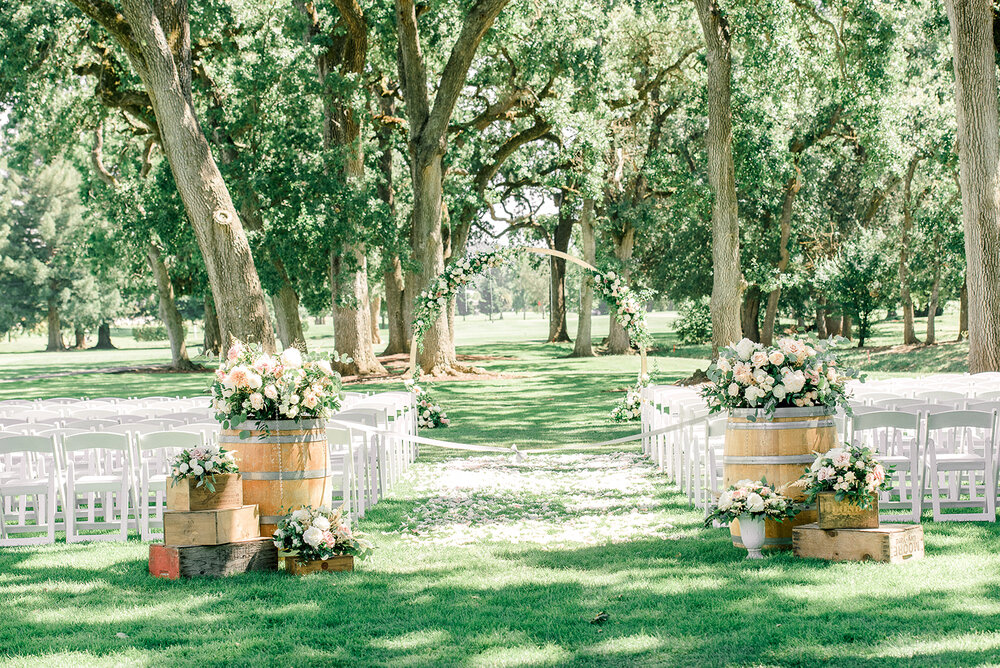 Violette-fleurs-roseville-napa-california-luxury-florist-silverado-resort-and-spa- weddings-by-scott-and-dana-ceremony-arch-accent-flowers.jpg