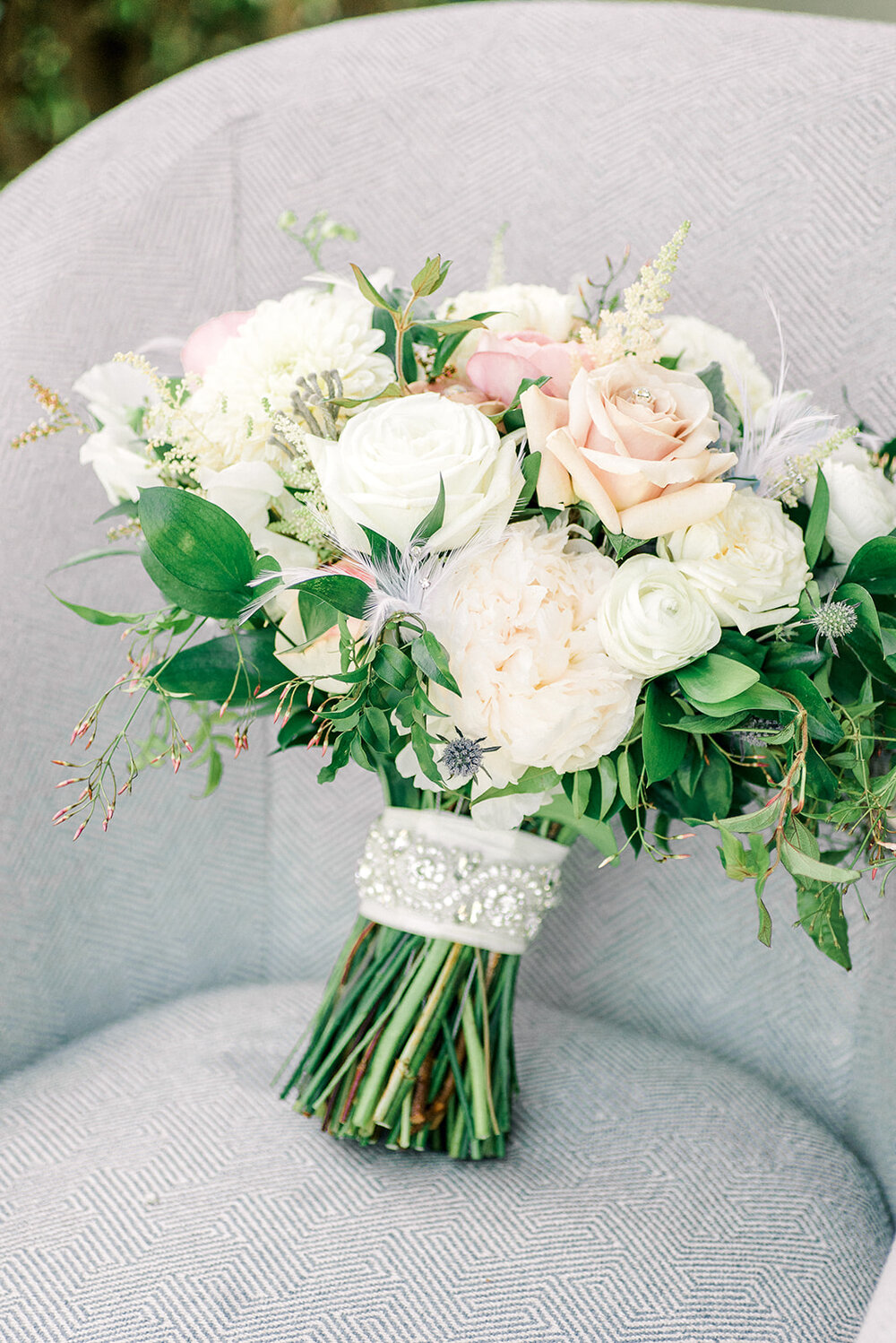 Violette-fleurs-roseville-napa-california-luxury-florist-silverado-resort-and-spa- weddings-by-scott-and-dana-blush-bridal-bouquet-roses-spray-roses-ranunculus.jpg