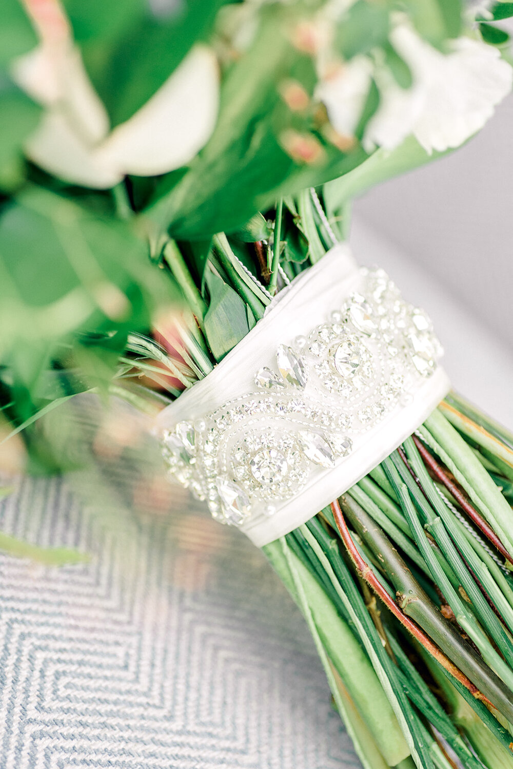 Violette-fleurs-roseville-napa-california-luxury-florist-silverado-resort-and-spa- weddings-by-scott-and-dana-bridal-bouquet-details.jpg