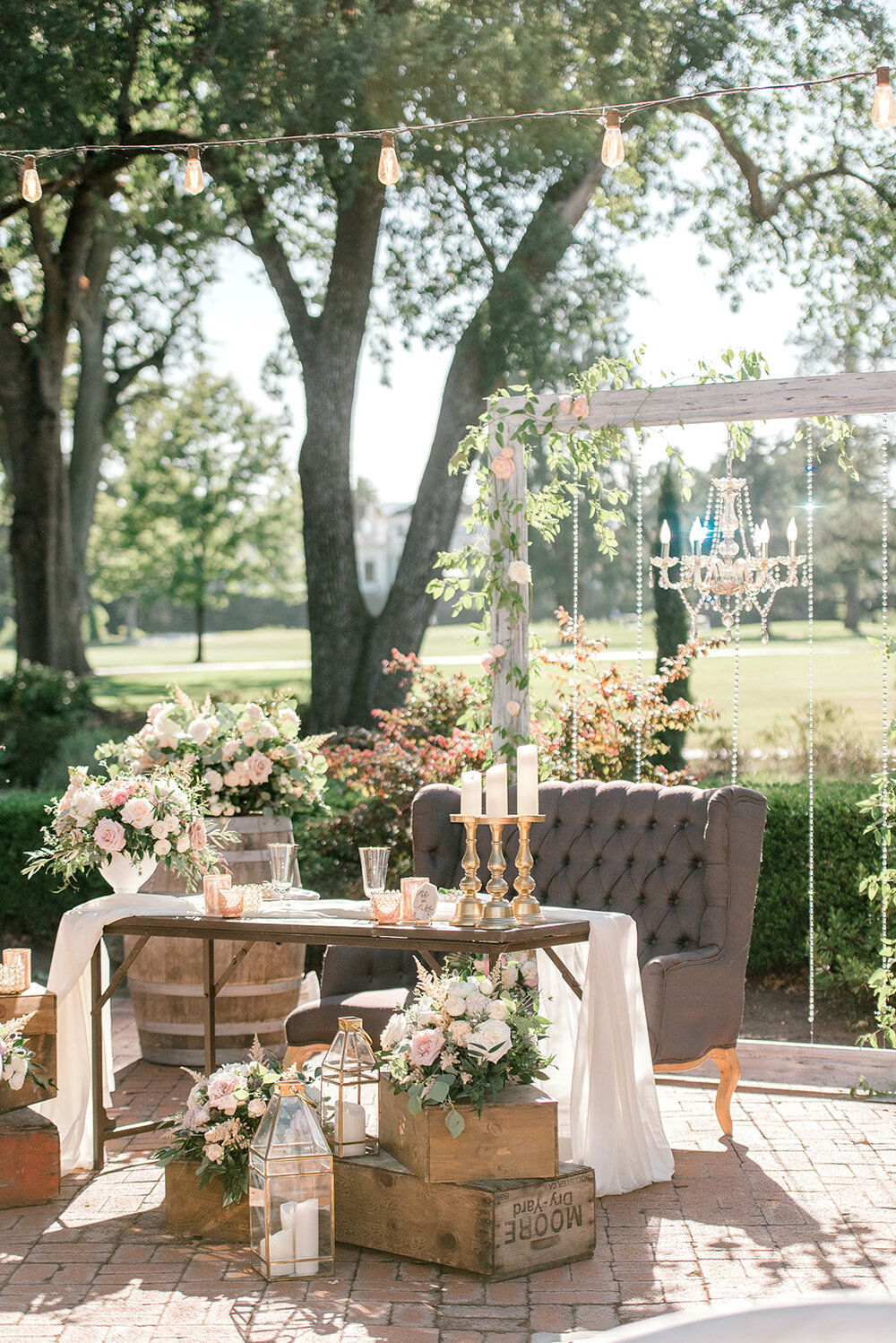 Violette-fleurs-roseville-napa-california-luxury-florist-silverado-resort-and-spa- weddings-by-scott-and-dana-sweetheart-table-details-flowers-wine-crates.jpg
