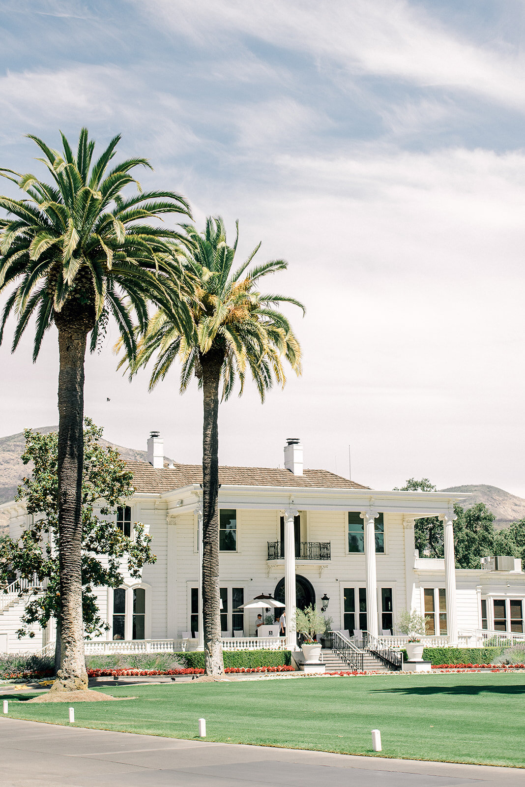 Violette-fleurs-roseville-napa-california-luxury-florist-silverado-resort-and-spa- weddings-by-scott-and-dana.jpg