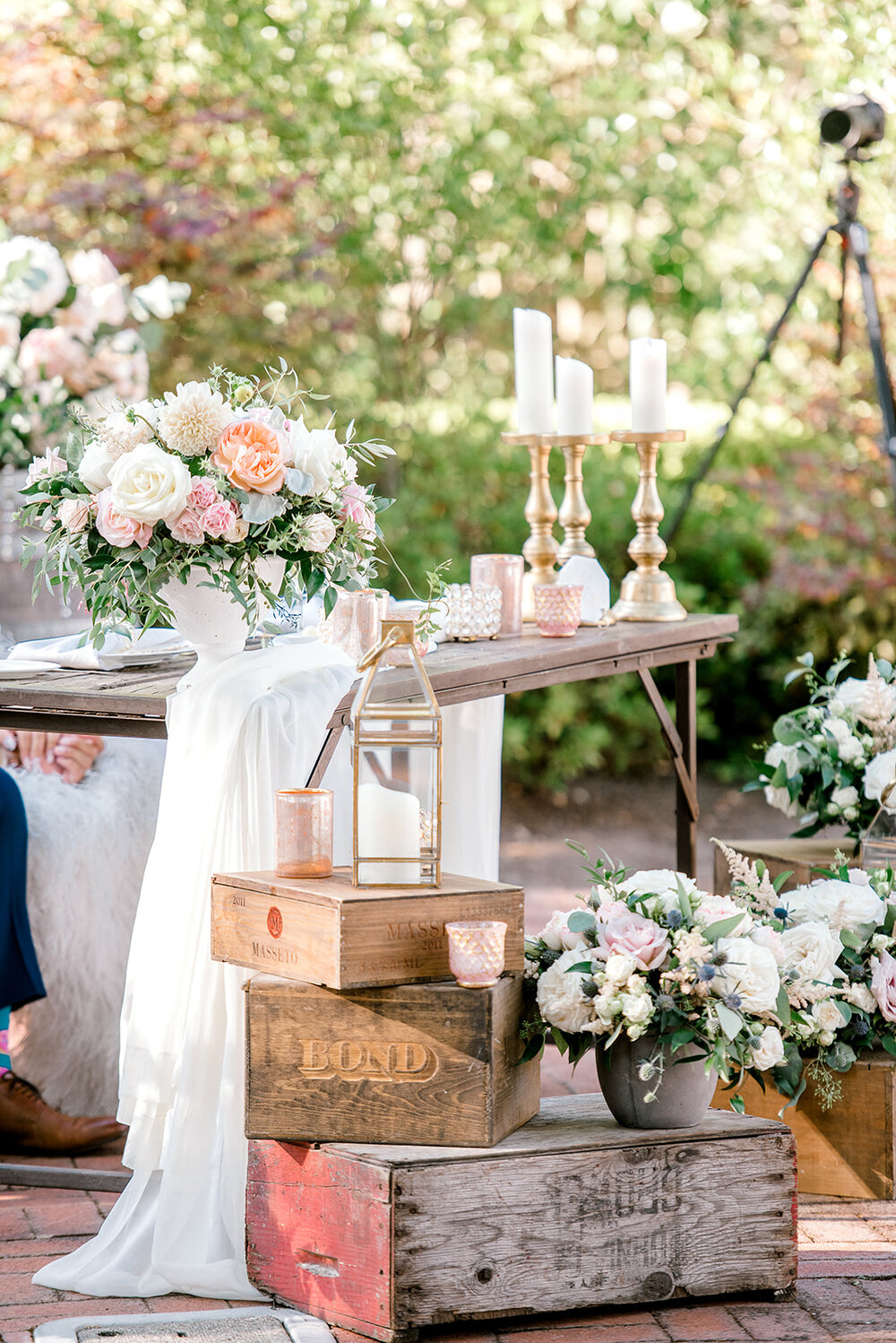 Violette-fleurs-roseville-napa-california-luxury-florist-silverado-resort-and-spa- weddings-by-scott-and-dana-sweetheart-table-reception-details.jpg