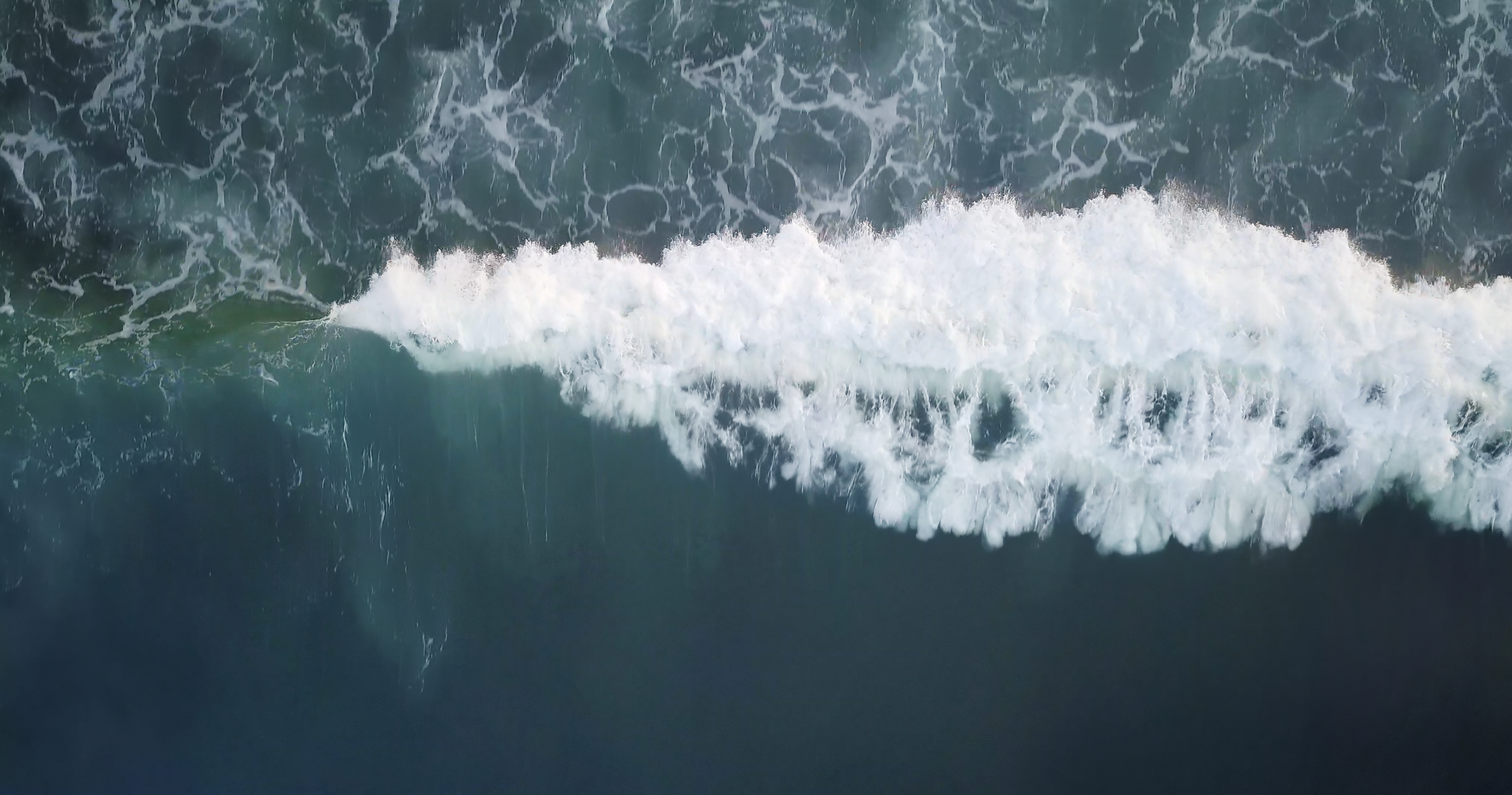 House-Of-DNM_Right-On_Case-Study_Ocean-Waves.png