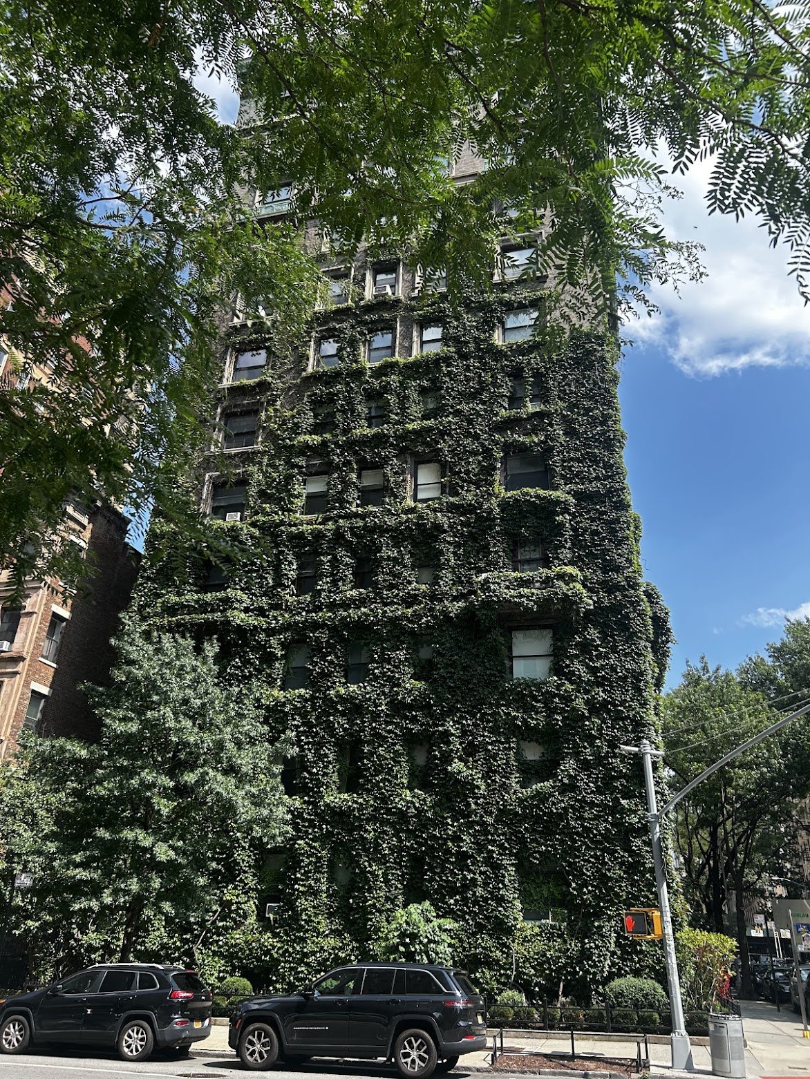 what a beautiful building on the UWS