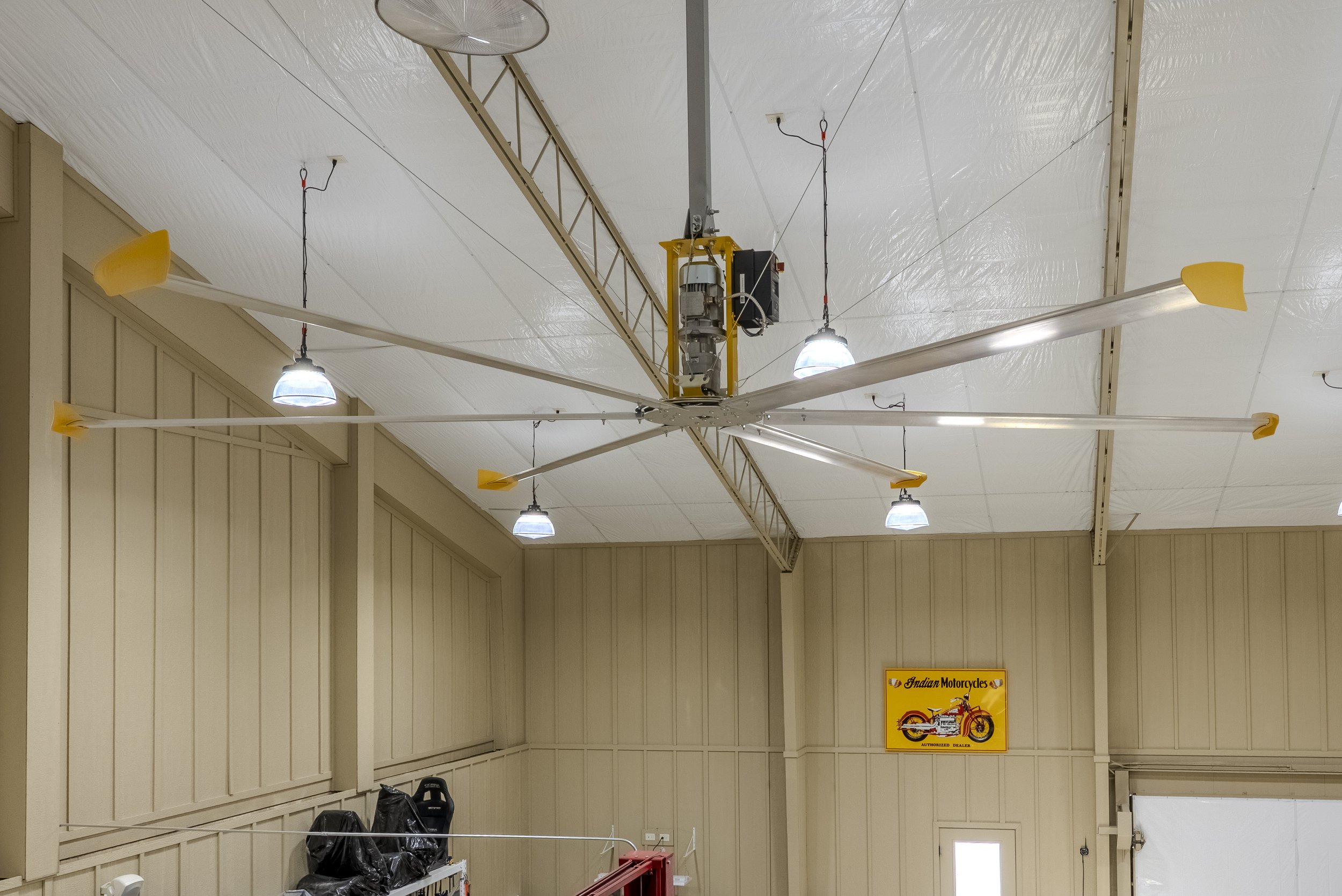 Hanger-20.jpg