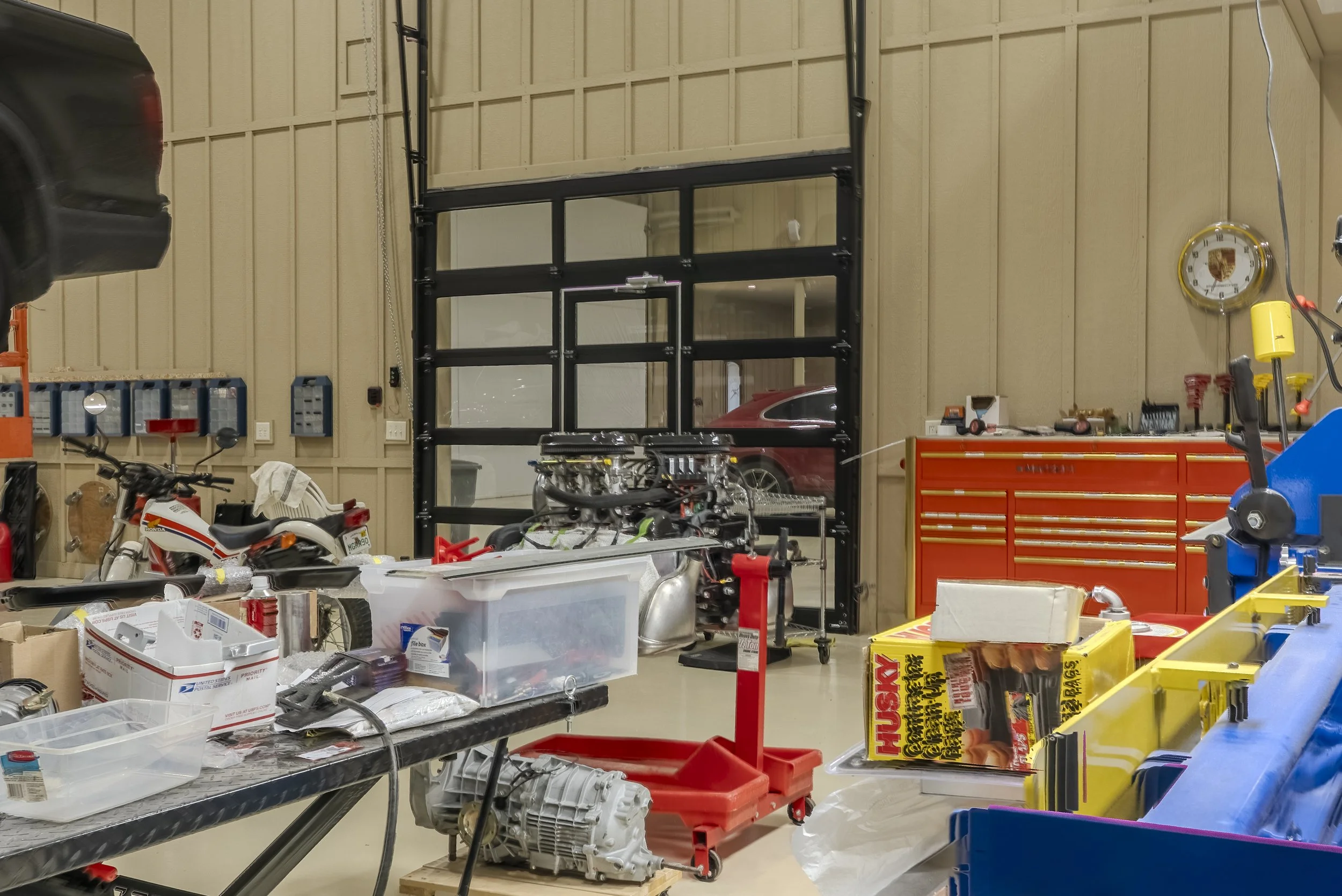 Hanger-9.jpg