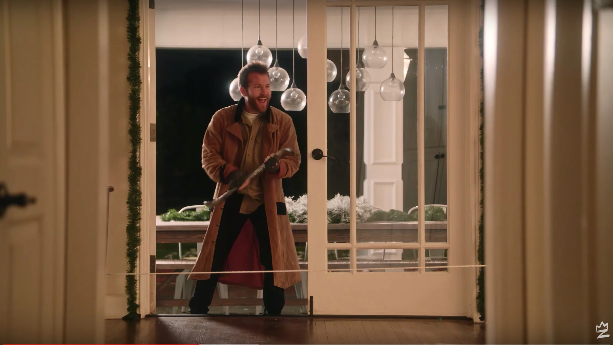 "A Magician Home Alone"