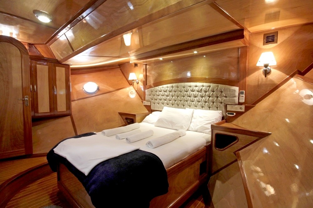 ViIPcabin1.jpg