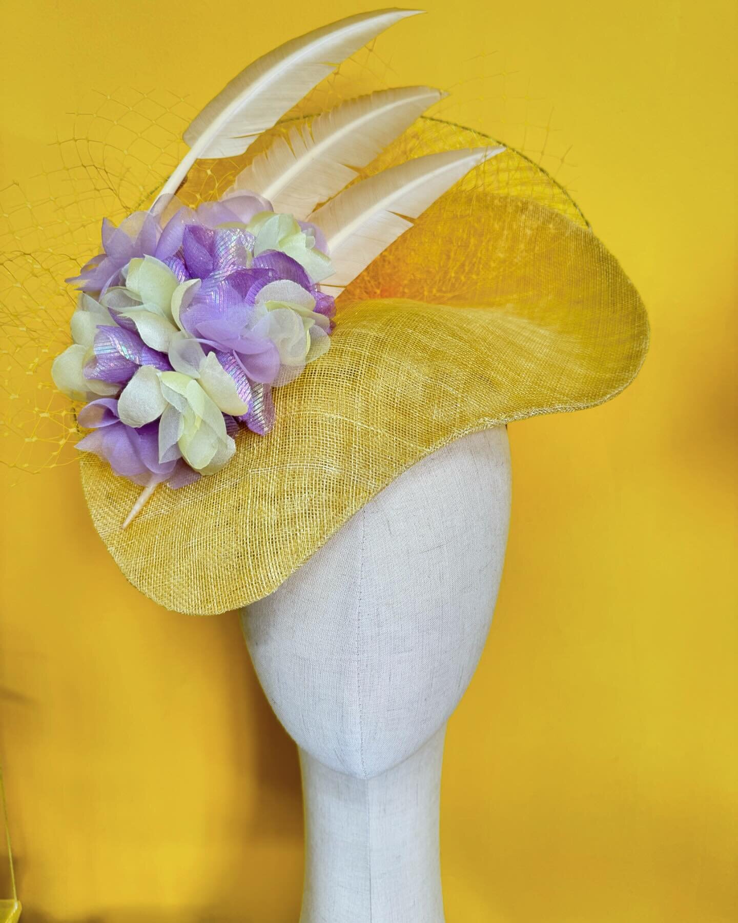 Have you buy your tickets?  We are looking to seeing in our first Kentucky derby party. Click the bio link for more info.
.
.
.
#kmhats #kentuckyderby #karenmorrismillinery #kentuckderbyparty #millinerycouture #derbyfashion #party #raffle #thisoldhor