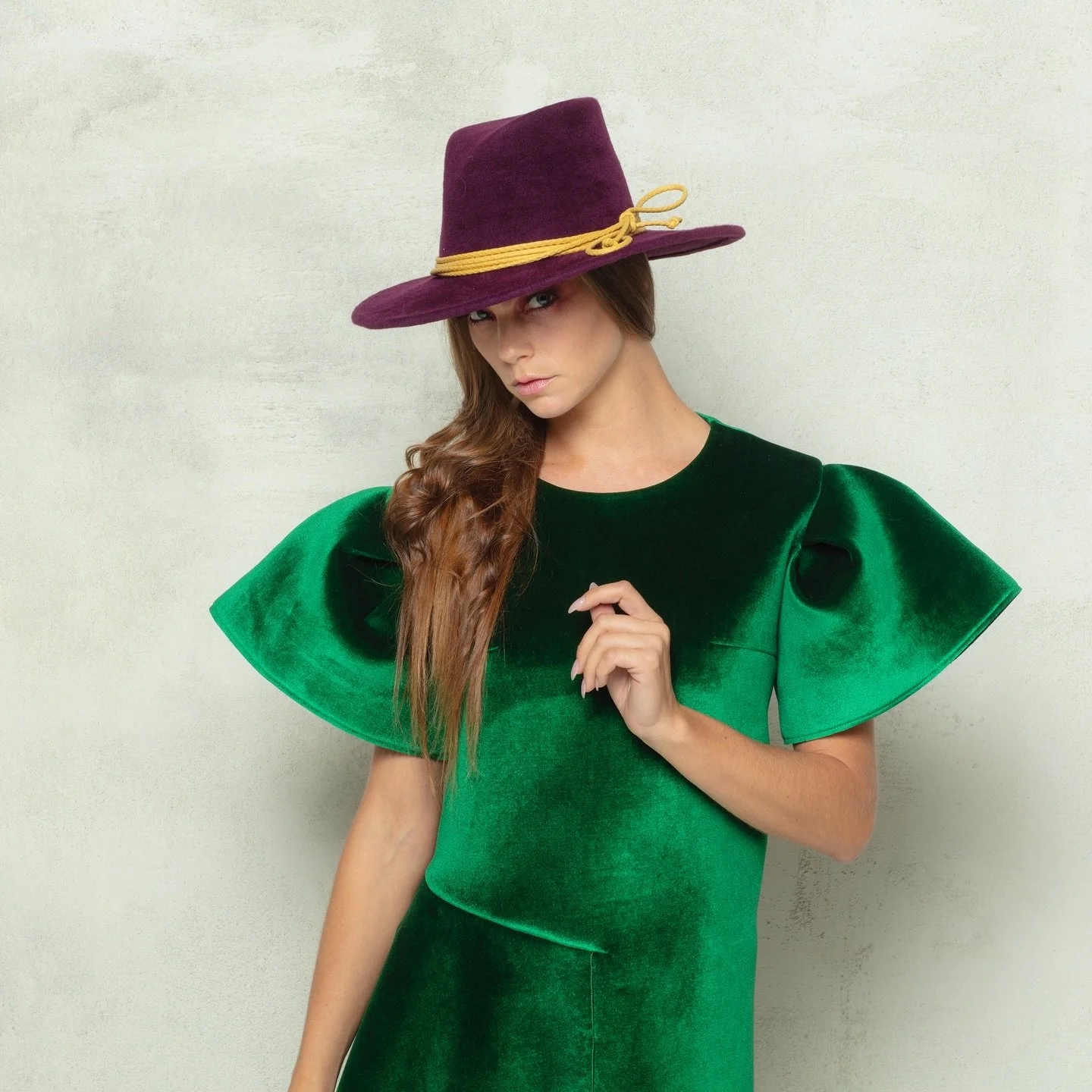 Introducing Ariana 🍂 our Signature Brim Hat in aubergine peachbloom velour, refined with a hand-braided leather trim.

A timeless statement of elegance and form.

Perfect for your autumn and winter wardrobe.

#KarenMorrisMillinery #LuxuryMillinery #