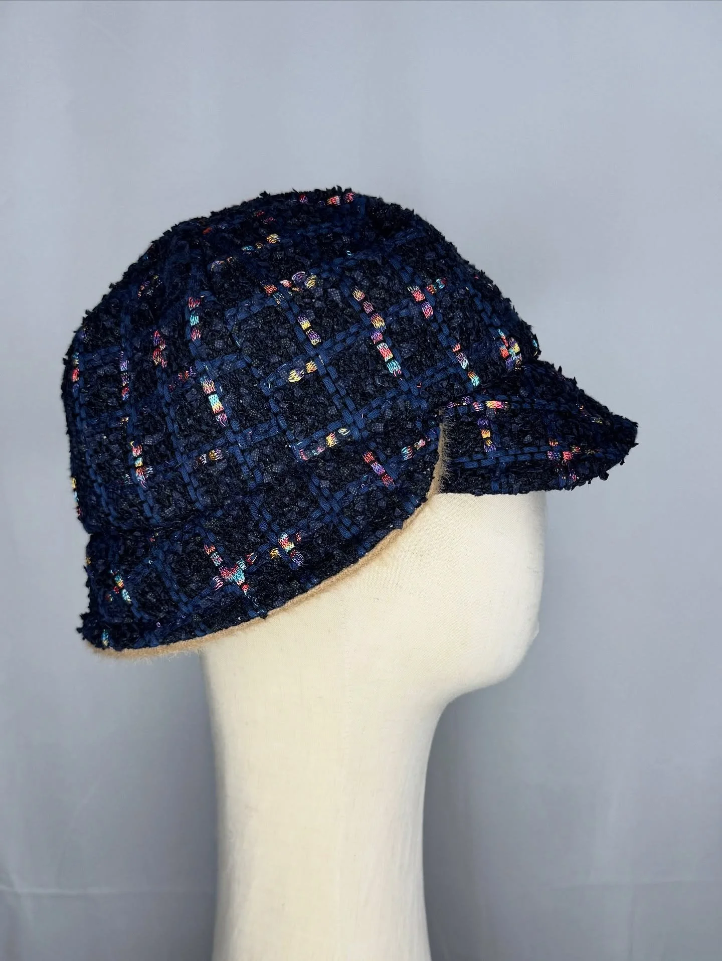 New winter fave alert! 😘 This one's a must-have for the season. Warm, cute, and versatile. Slide into DMs to purchase!
.
.
#karenmorrismillinery #kmhats #millinery #millinerycouture #holidayspirit #holidayshopping #winterhat #shoplocal #madeinusa🇺?